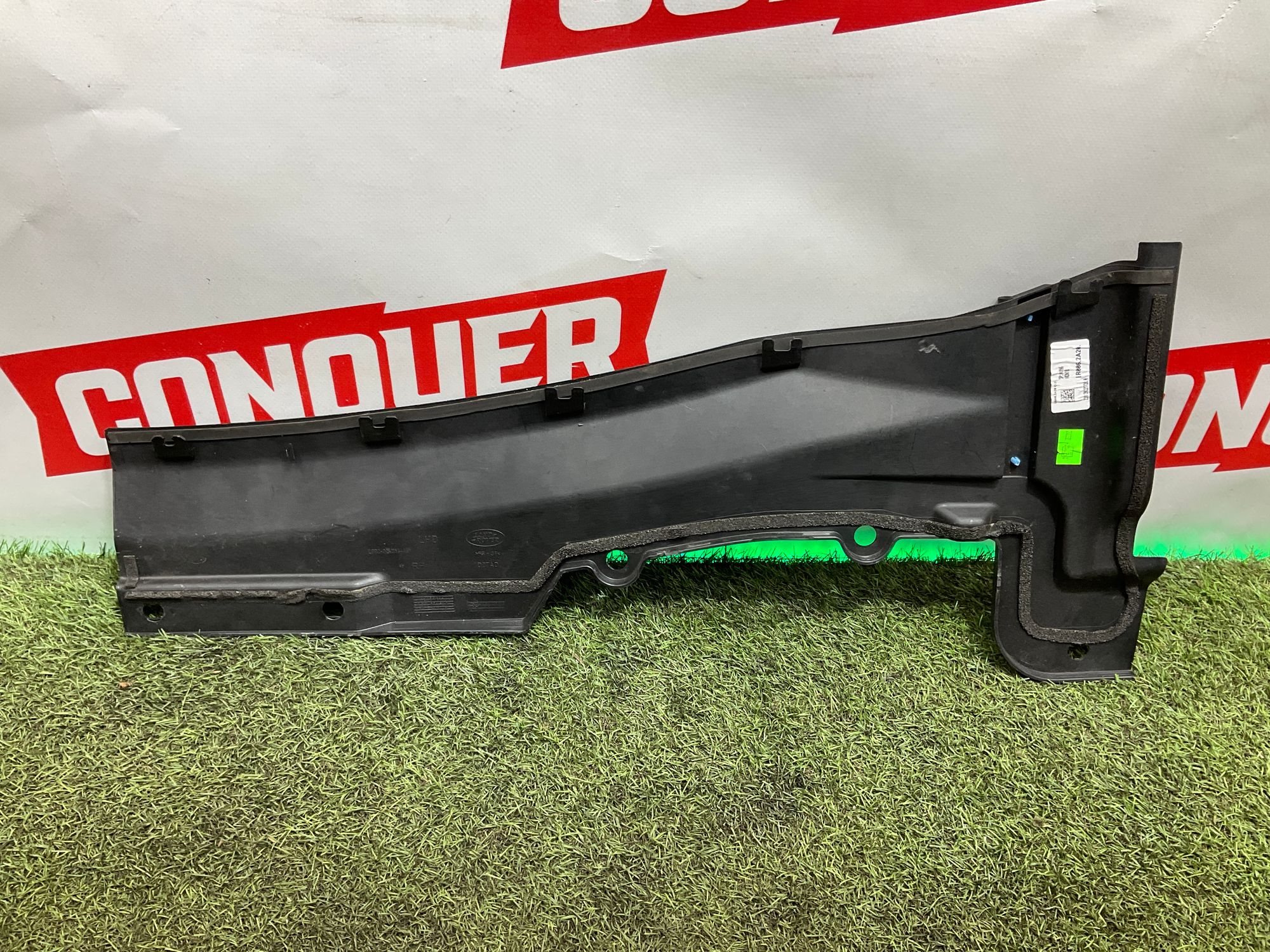 Накладка жабо правая Land Rover Defender II L663 2022, 9500 рублей, Москва