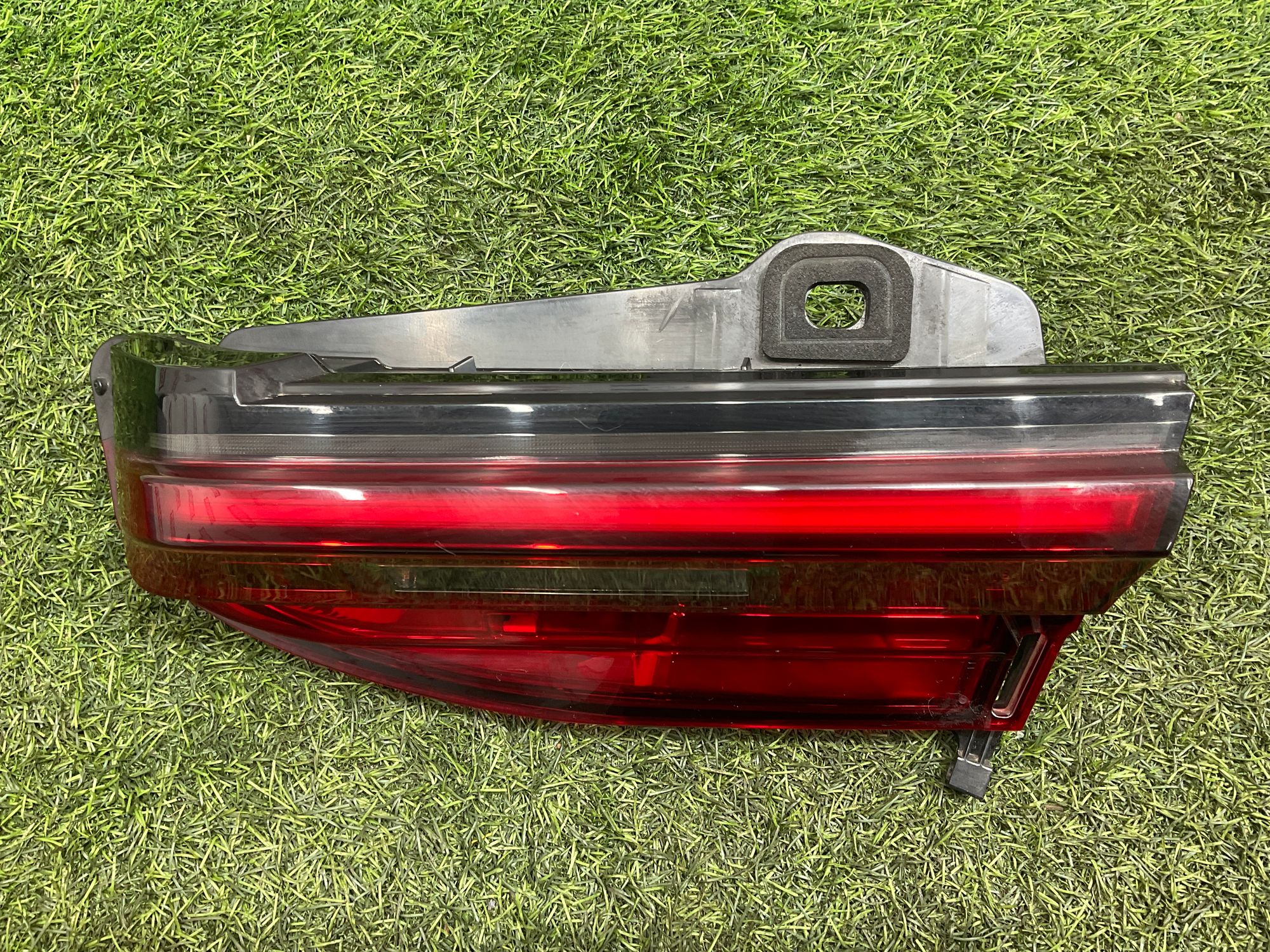 https://ycs.partsauto.market/partsauto-images/thmbs/userImages/h353NjtZg3VDP19b5HMt7LlpbQ93/part/35665b90-86a1-4888-9897-842ac503fd17_1742204040881.jpg