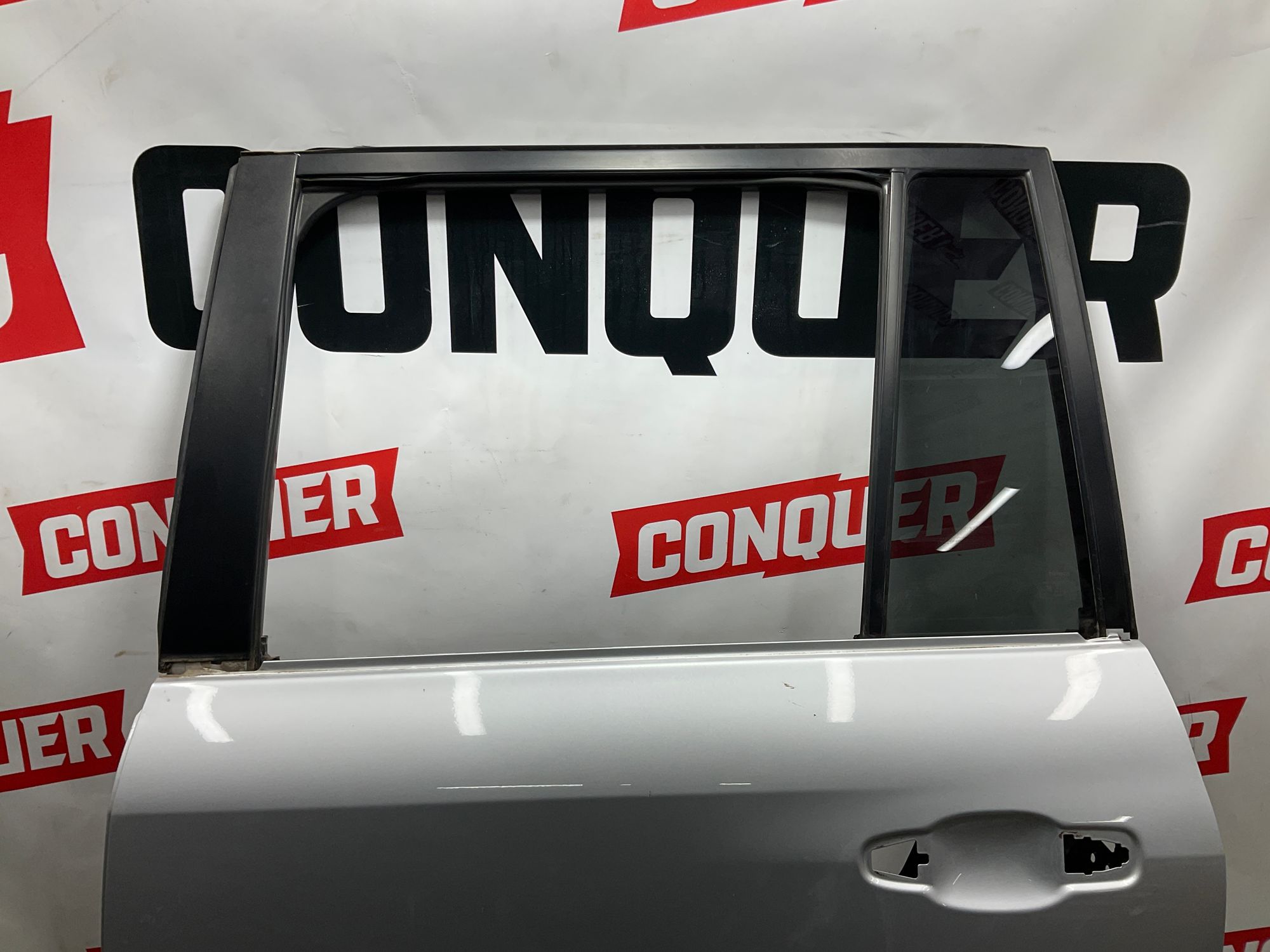 Дверь задняя левая Toyota Land Cruiser 200 рестайлинг 2 (2015—2023) 2017, 70000 рублей, Москва