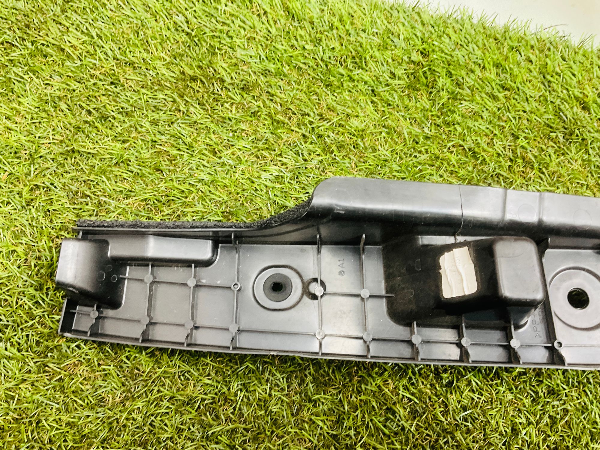 https://ycs.partsauto.market/partsauto-images/thmbs/userImages/h353NjtZg3VDP19b5HMt7LlpbQ93/part/35c15a2a-2741-433b-b715-24ba2eb732fe_1779720903193.jpg