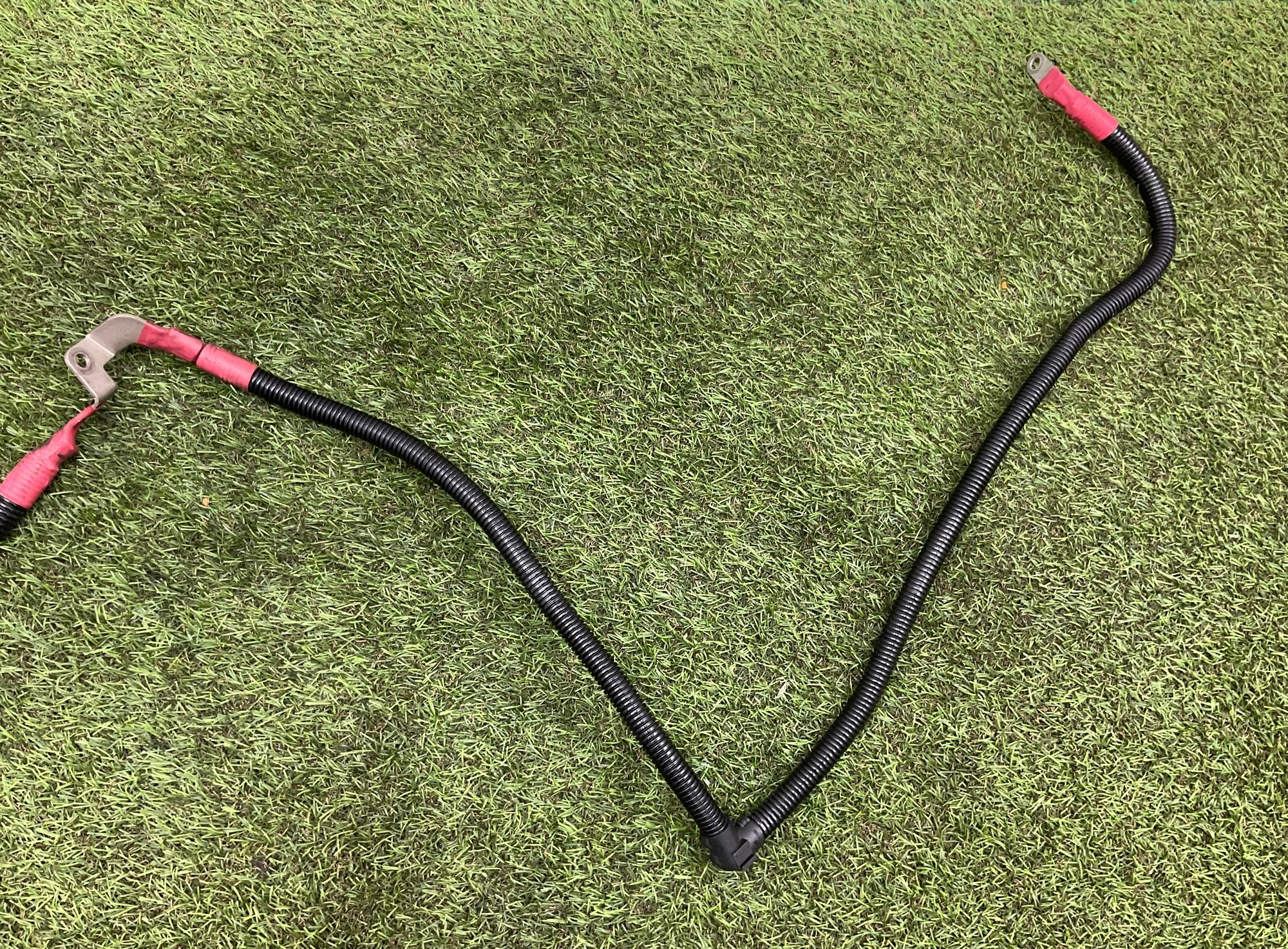 Провод с генератора на стартер N57 BMW 5 серия, F10/F11/F07 рестайлинг, 2000 рублей, Москва