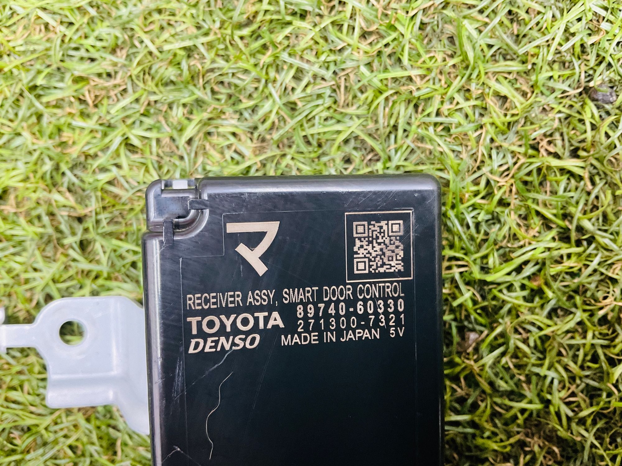 https://ycs.partsauto.market/partsauto-images/thmbs/userImages/h353NjtZg3VDP19b5HMt7LlpbQ93/part/36432c49-5ac3-4b79-9610-e0ae4fa92e69_1779722288316.jpg
