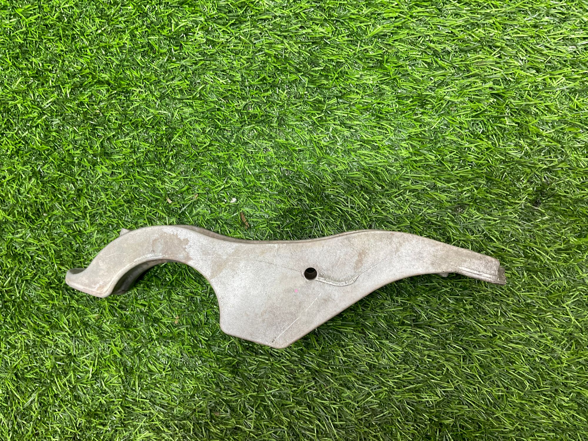 https://ycs.partsauto.market/partsauto-images/thmbs/userImages/h353NjtZg3VDP19b5HMt7LlpbQ93/part/3659bb28-87a8-47bc-bb32-a421b416ebd6_1733744885479.jpg