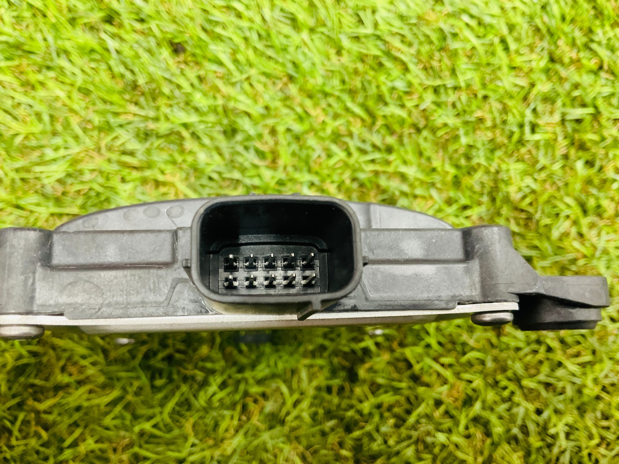 https://ycs.partsauto.market/partsauto-images/thmbs/userImages/h353NjtZg3VDP19b5HMt7LlpbQ93/part/370c7b0e-06b0-4d27-96a3-62702b65fb38_1780056062995.jpg