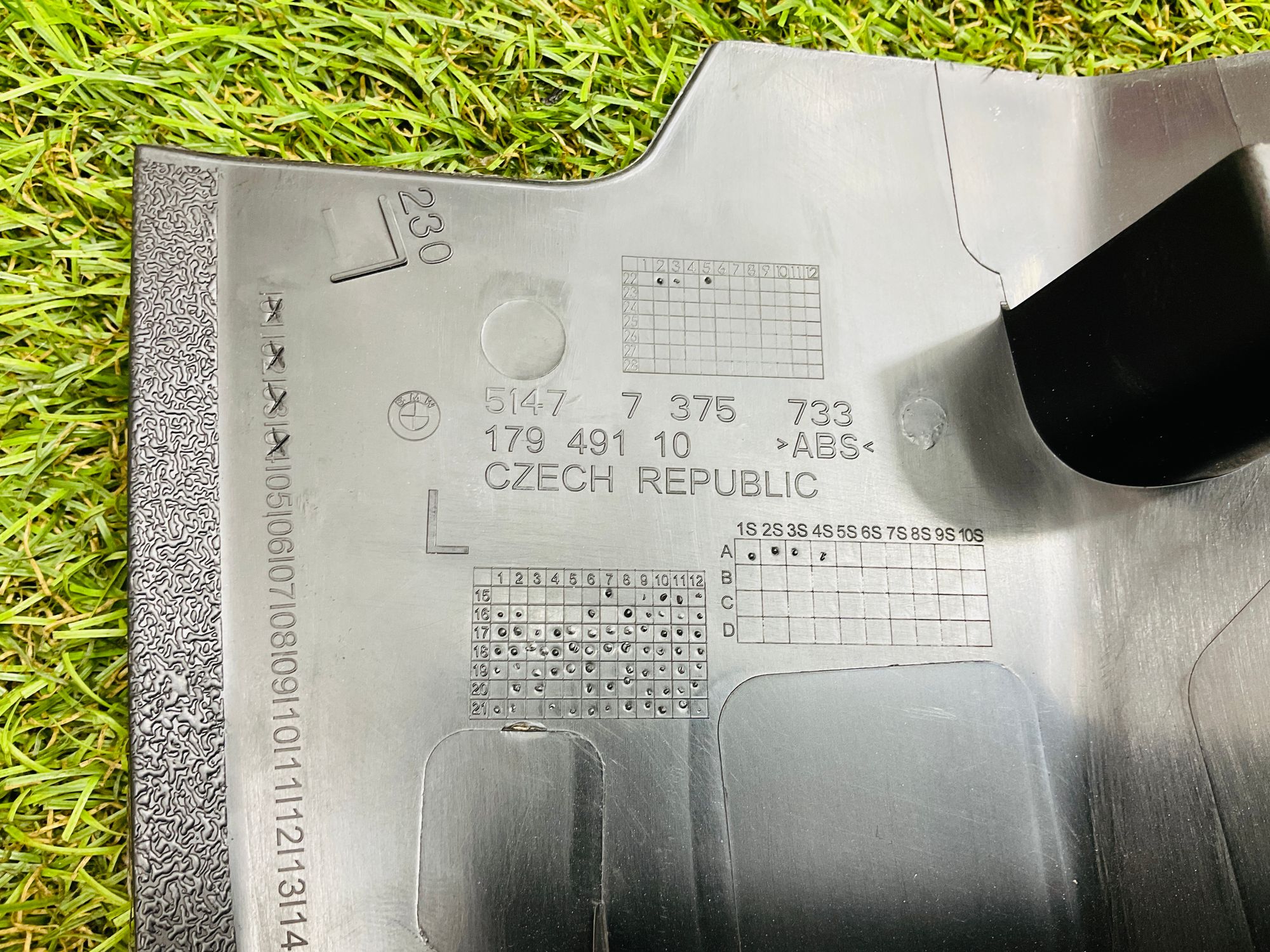 https://ycs.partsauto.market/partsauto-images/thmbs/userImages/h353NjtZg3VDP19b5HMt7LlpbQ93/part/376440cc-c09e-438a-9992-23fdd2b05a91_1778933151369.jpg