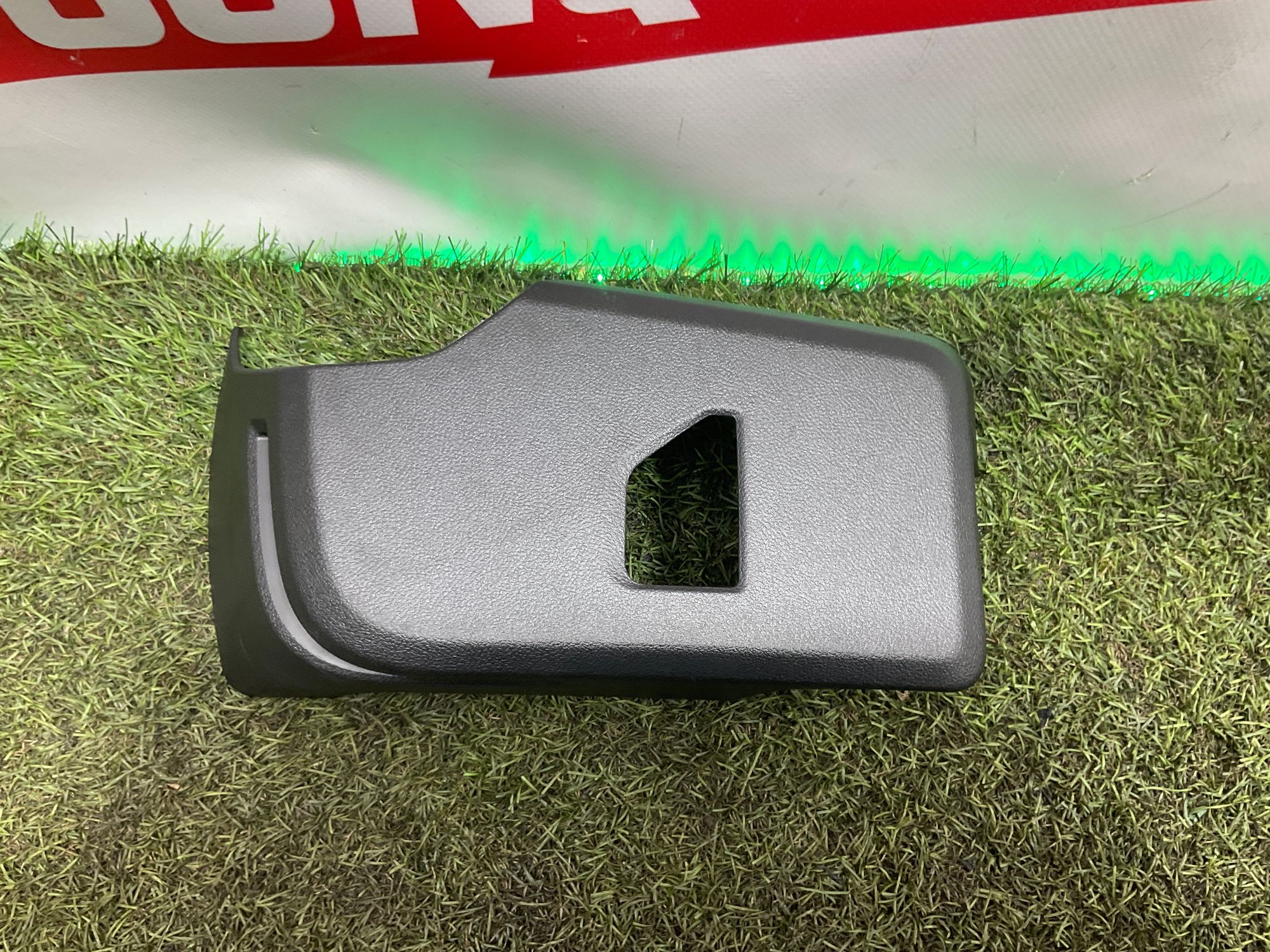 Щиток ремня безопасности правый задний BMW M3, G81 2023, 1000 рублей, Москва