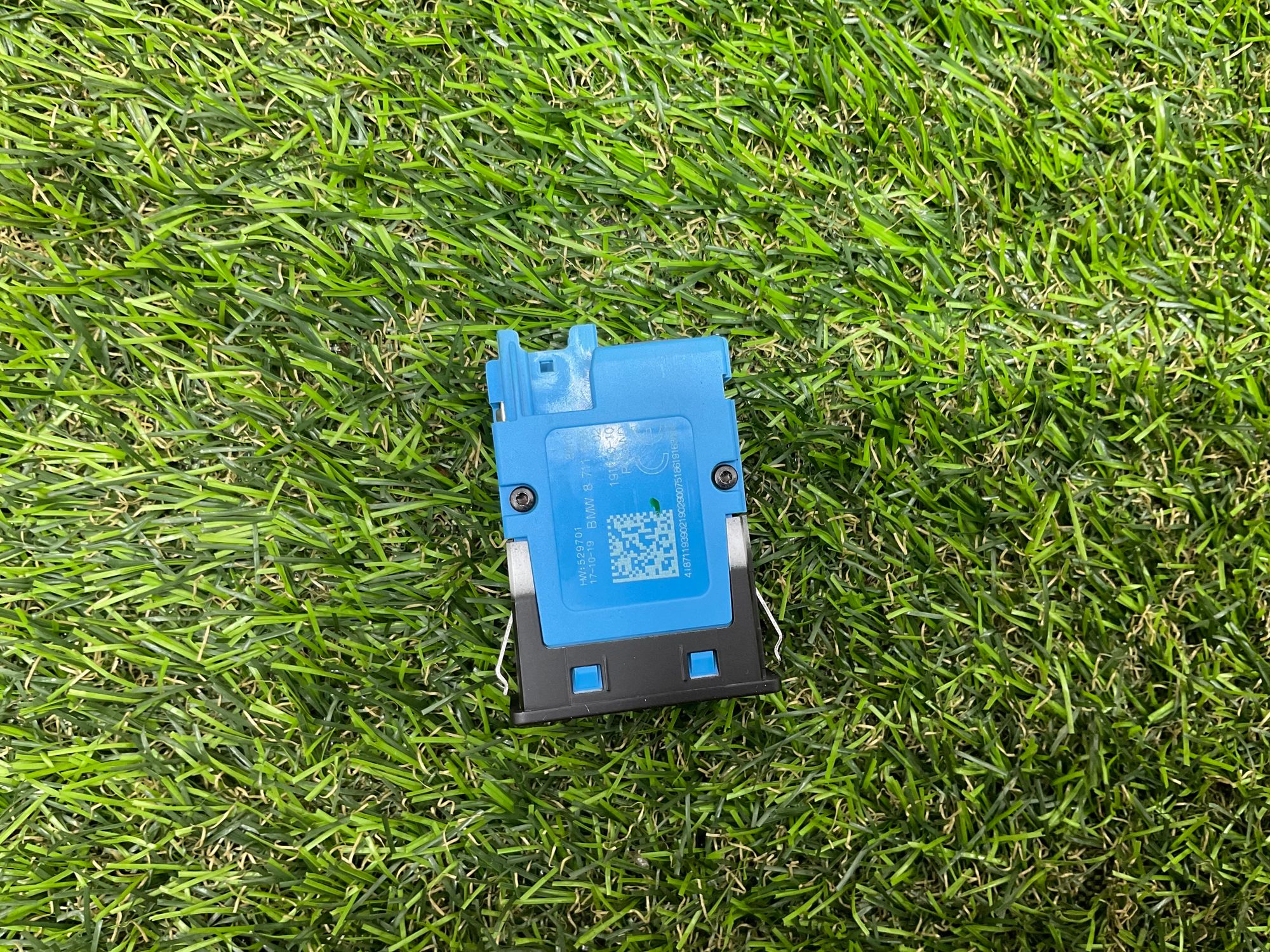 https://ycs.partsauto.market/partsauto-images/thmbs/userImages/h353NjtZg3VDP19b5HMt7LlpbQ93/part/38b2ae22-7b49-454b-b986-eb76314ac9d3_1781522581081.jpg