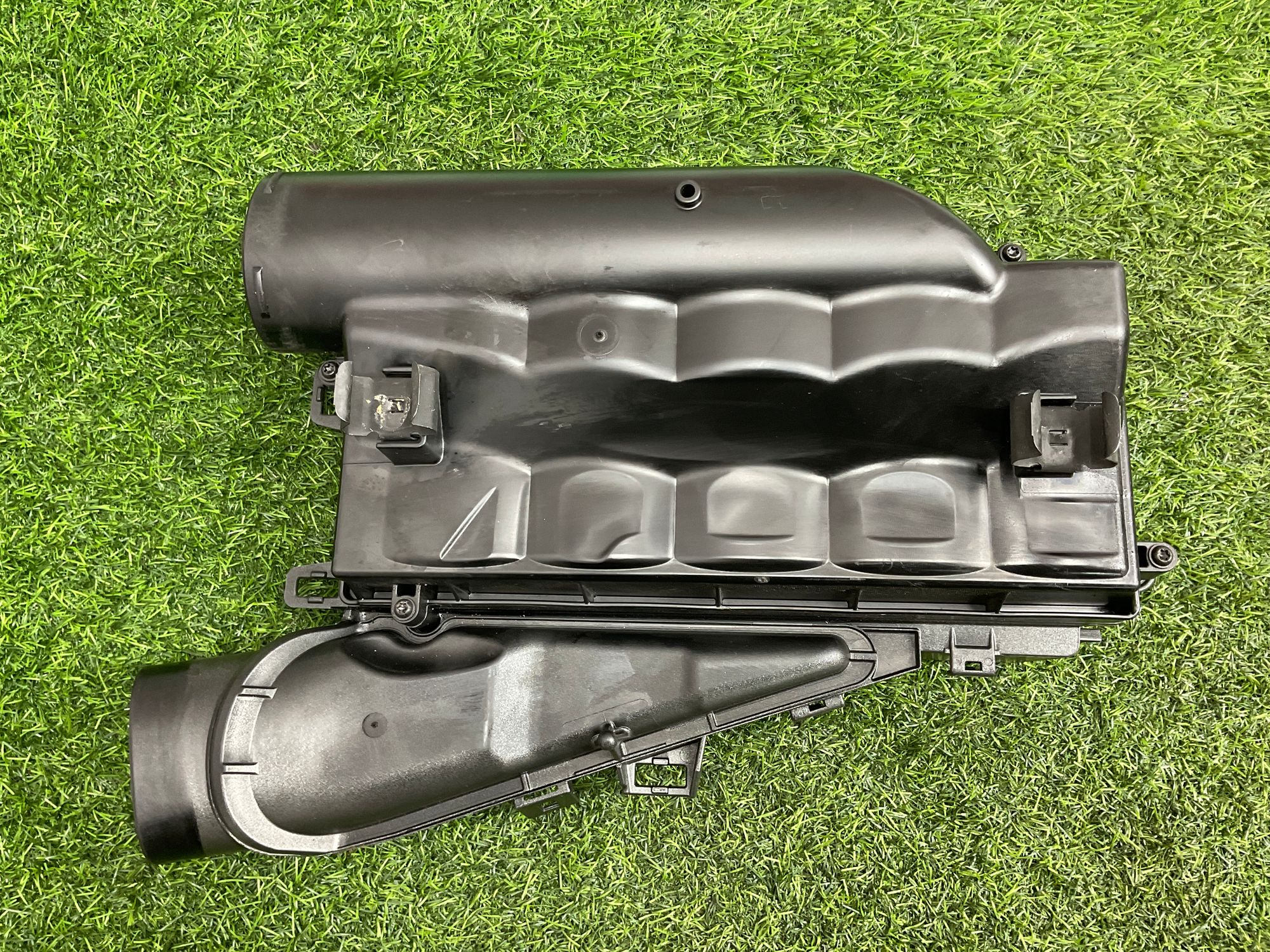 https://ycs.partsauto.market/partsauto-images/thmbs/userImages/h353NjtZg3VDP19b5HMt7LlpbQ93/part/38d68413-cbc3-458c-840d-1f830f75664b_1743521396669.jpg