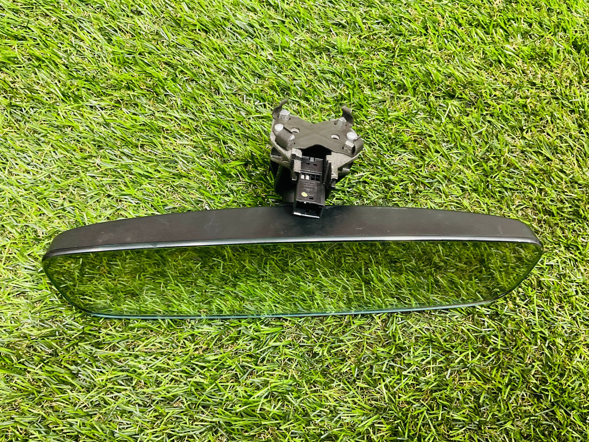 https://ycs.partsauto.market/partsauto-images/thmbs/userImages/h353NjtZg3VDP19b5HMt7LlpbQ93/part/39330b93-9bee-45da-b1cb-423cff30f8b4_1785850659684.jpg