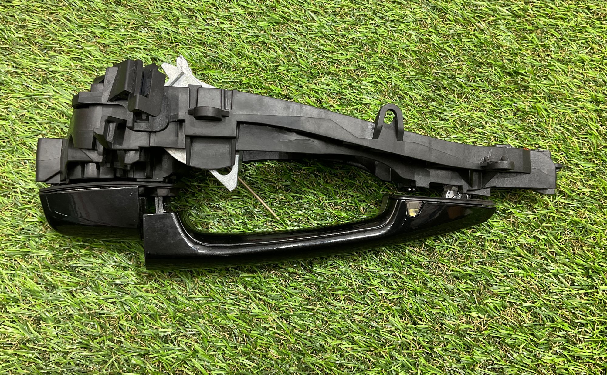 https://ycs.partsauto.market/partsauto-images/thmbs/userImages/h353NjtZg3VDP19b5HMt7LlpbQ93/part/39a9cb3c-ab2d-42e7-acf4-903159c4a0fd_1747124204794.jpg