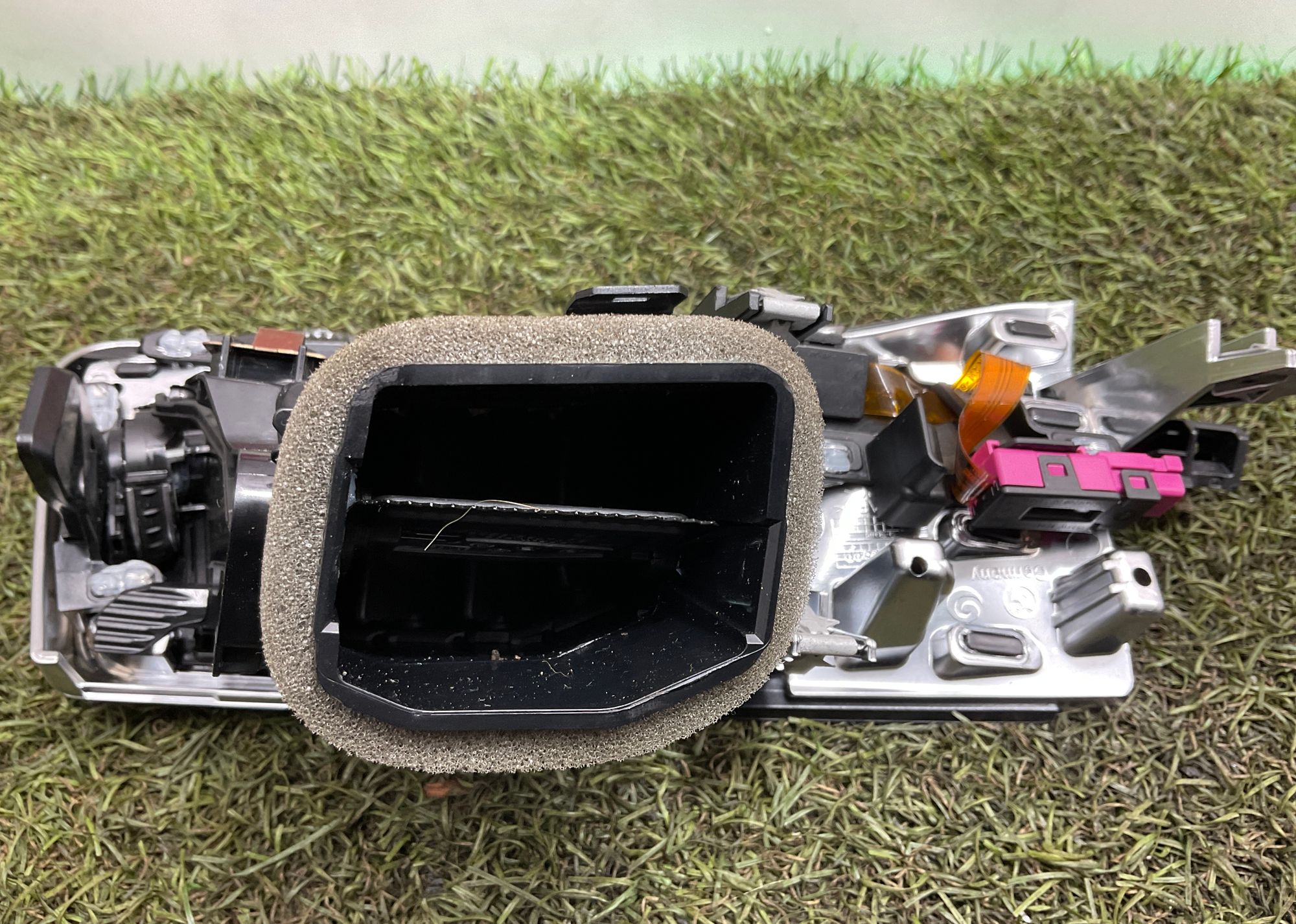 Дефлектор торпеды левый BMW M3, G80 2023, 3000 рублей, Москва