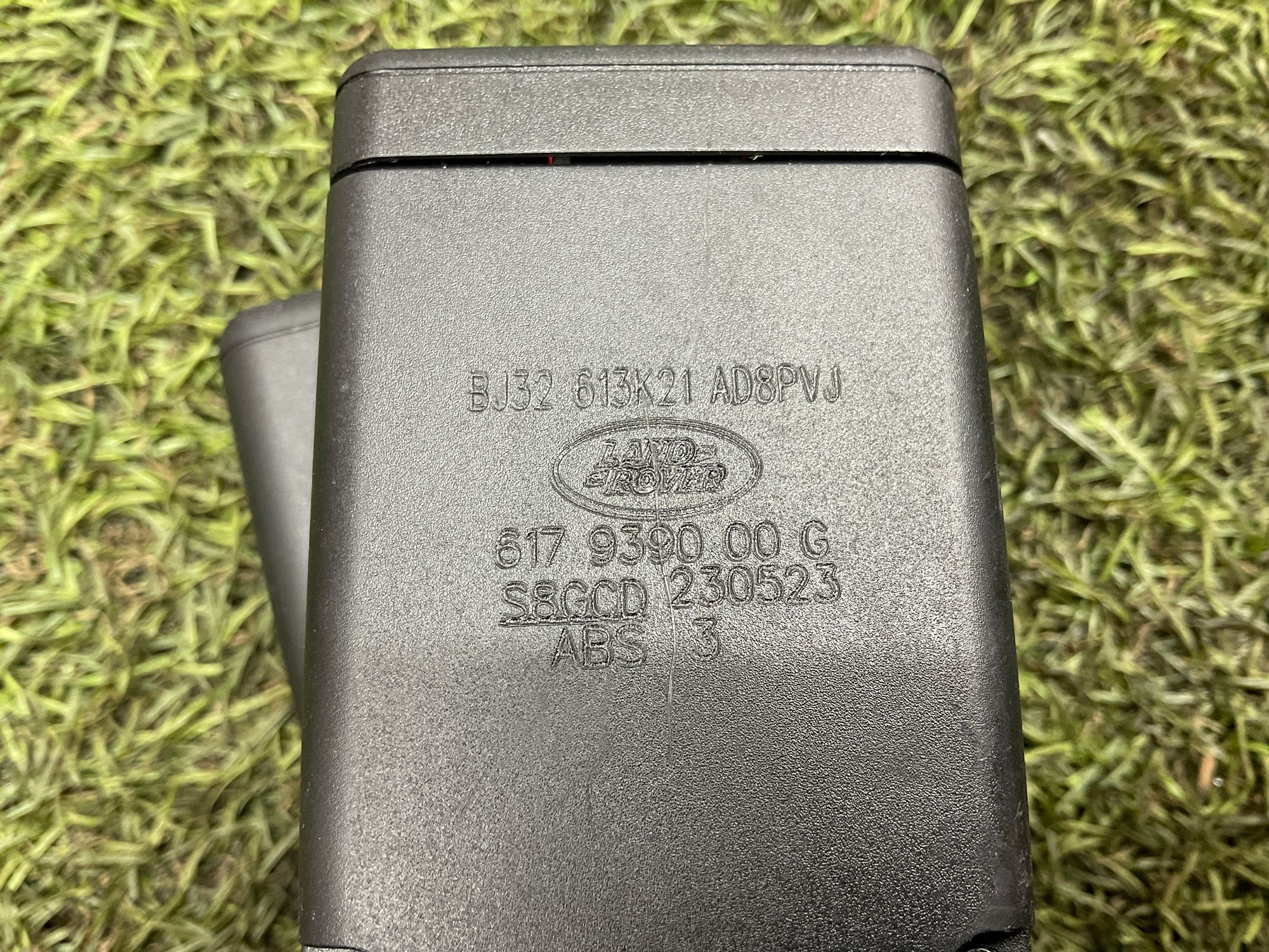 Замок ремня безопасности задний Jaguar XJ, IV (X351), 1000 рублей, Москва