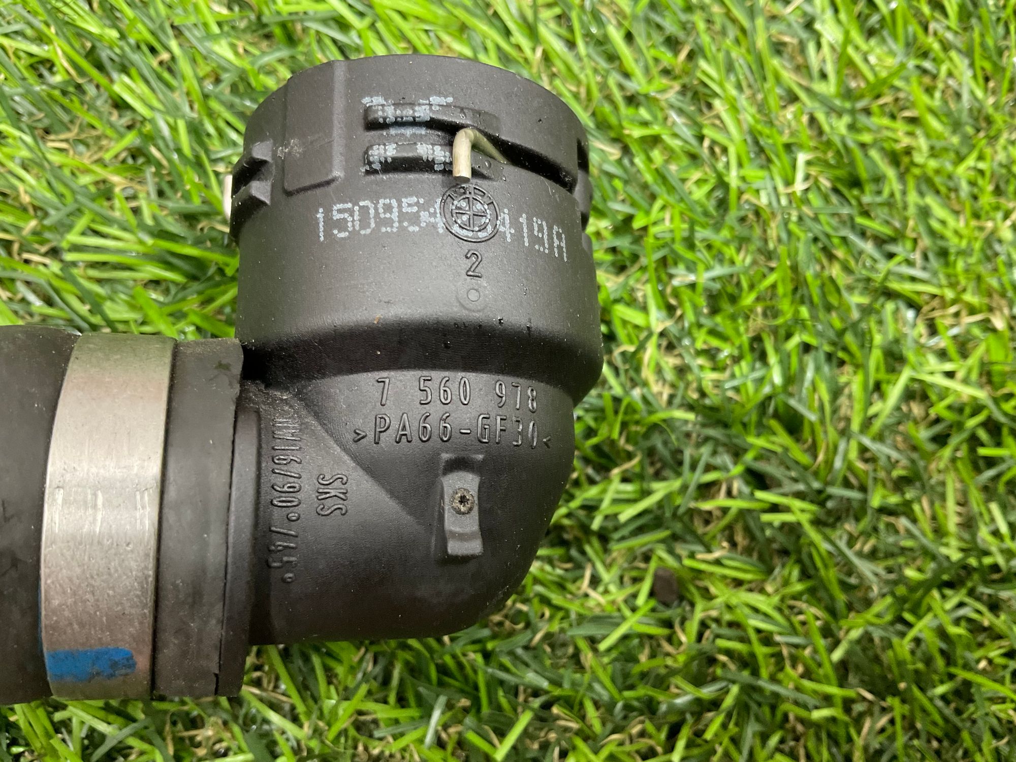 https://ycs.partsauto.market/partsauto-images/thmbs/userImages/h353NjtZg3VDP19b5HMt7LlpbQ93/part/3a122029-7101-4393-9290-3cbe6b72ad02_1781517541548.jpg