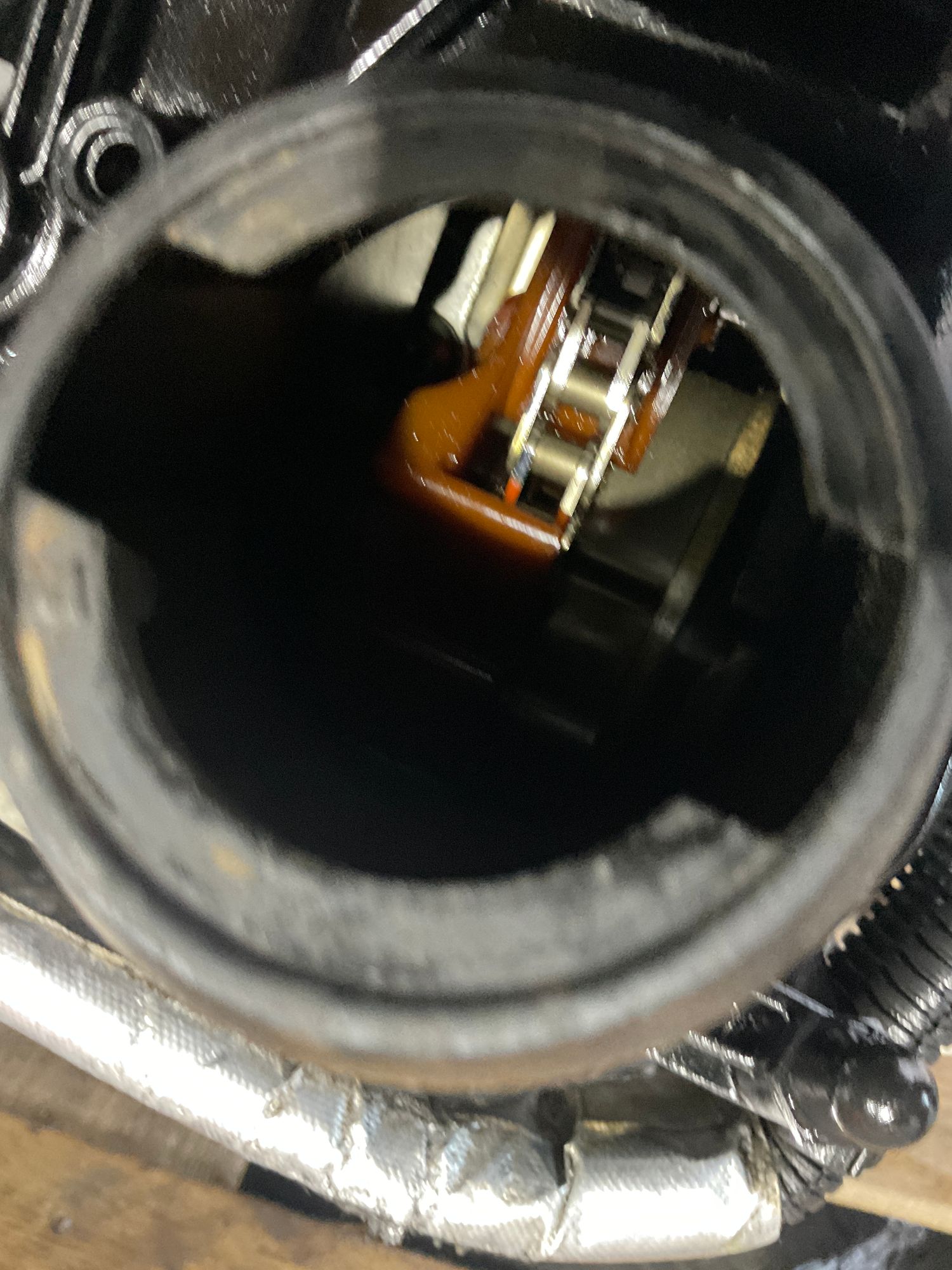 https://ycs.partsauto.market/partsauto-images/thmbs/userImages/h353NjtZg3VDP19b5HMt7LlpbQ93/part/3a186e31-f6e4-4693-8768-64ad891d710c_1744733013107.jpg