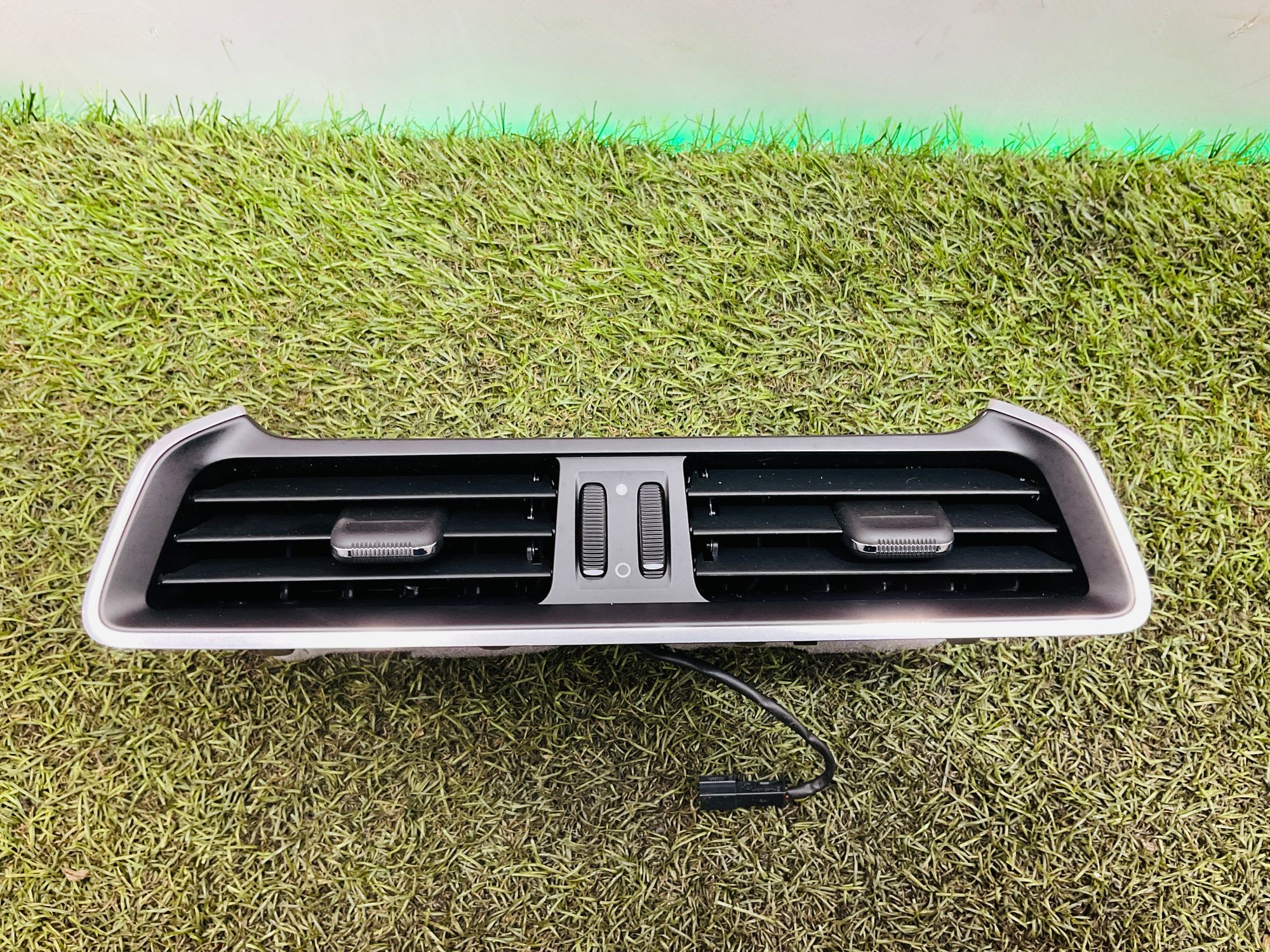 Дефлектор воздушный центральный Porsche 911 GT3, 991 Рестайлинг 2018, 8000 рублей, Москва