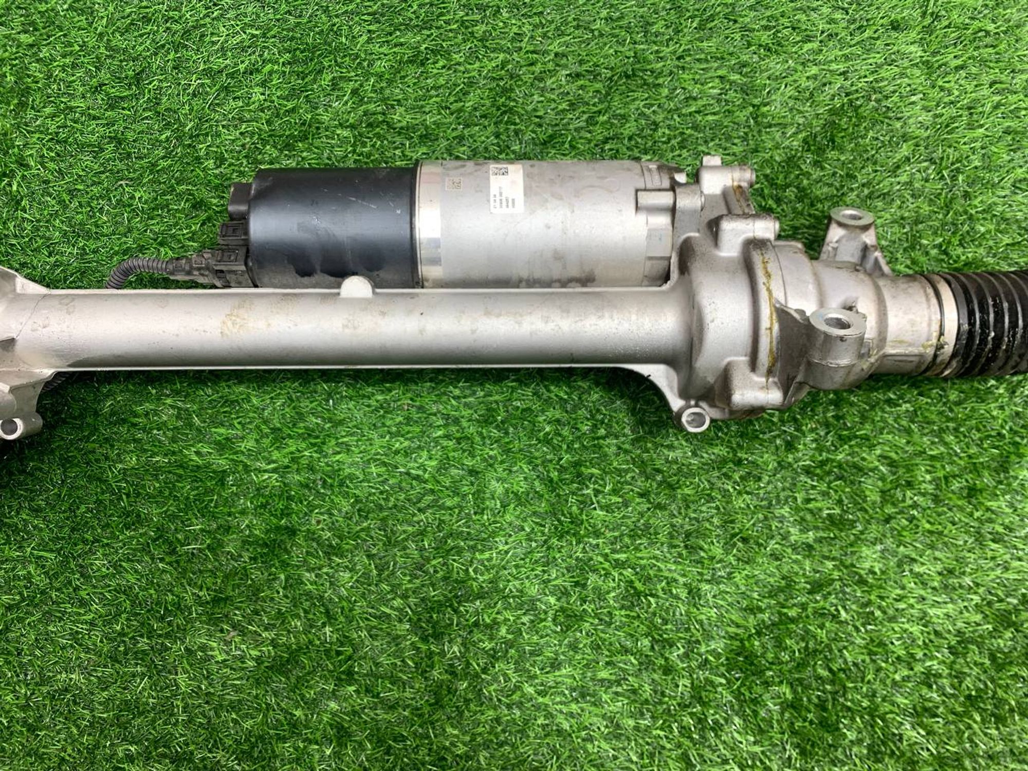 https://ycs.partsauto.market/partsauto-images/thmbs/userImages/h353NjtZg3VDP19b5HMt7LlpbQ93/part/3a5d8850-6514-4392-b029-e96e85d7a9ba_1733237786821.jpg