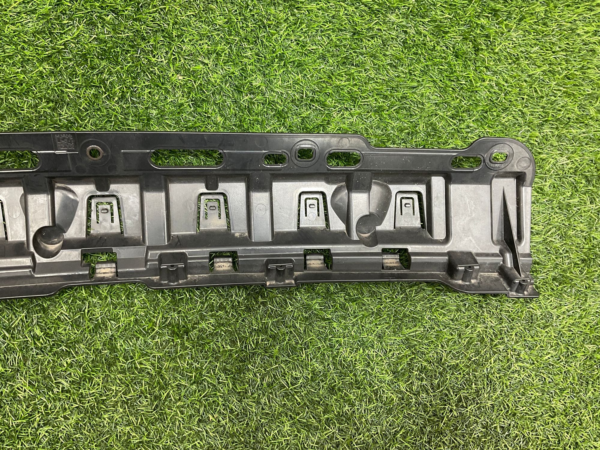 https://ycs.partsauto.market/partsauto-images/thmbs/userImages/h353NjtZg3VDP19b5HMt7LlpbQ93/part/3a6a3d65-a9e2-433a-82c7-d9a2404e60d6_1734680464261.jpg