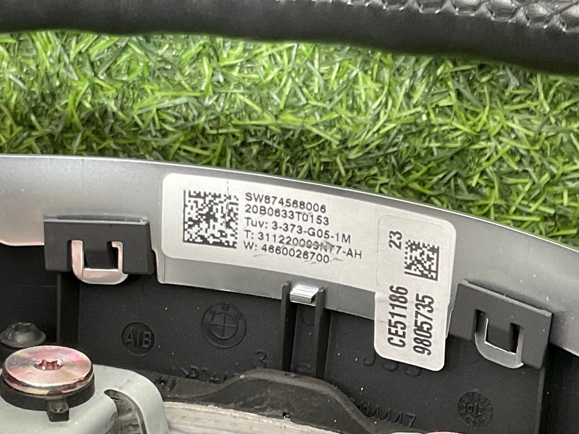 https://ycs.partsauto.market/partsauto-images/thmbs/userImages/h353NjtZg3VDP19b5HMt7LlpbQ93/part/3afcc89f-04db-4ee1-b2d5-8a9150b8a53d_1735128762007.jpg