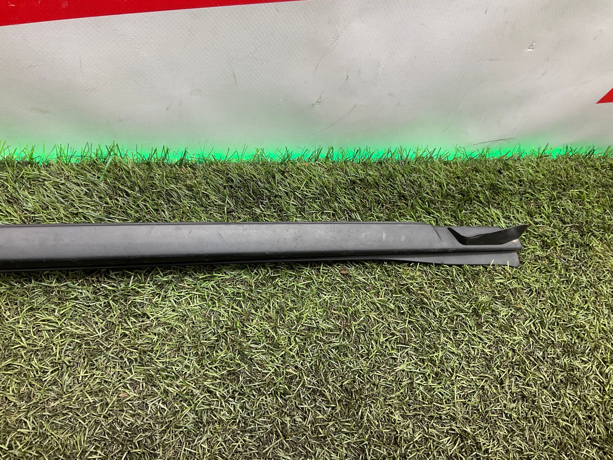 Водосток лобового стекла левый BMW M3, G80 2023, 1000 рублей, Москва