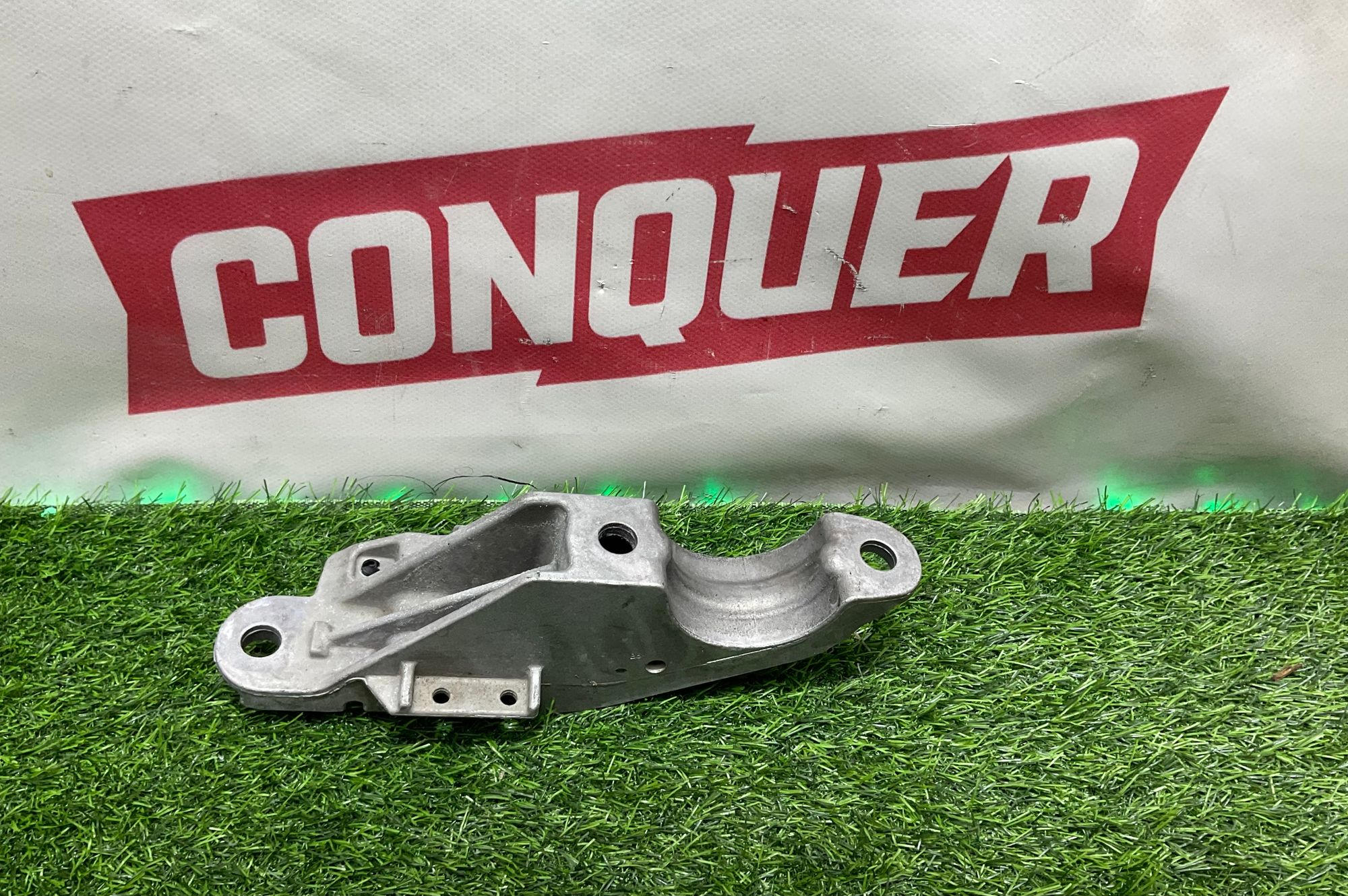 https://ycs.partsauto.market/partsauto-images/thmbs/userImages/h353NjtZg3VDP19b5HMt7LlpbQ93/part/3b9da11a-8e6a-4183-b111-e7824c8bb1b4_1733753476721.jpg