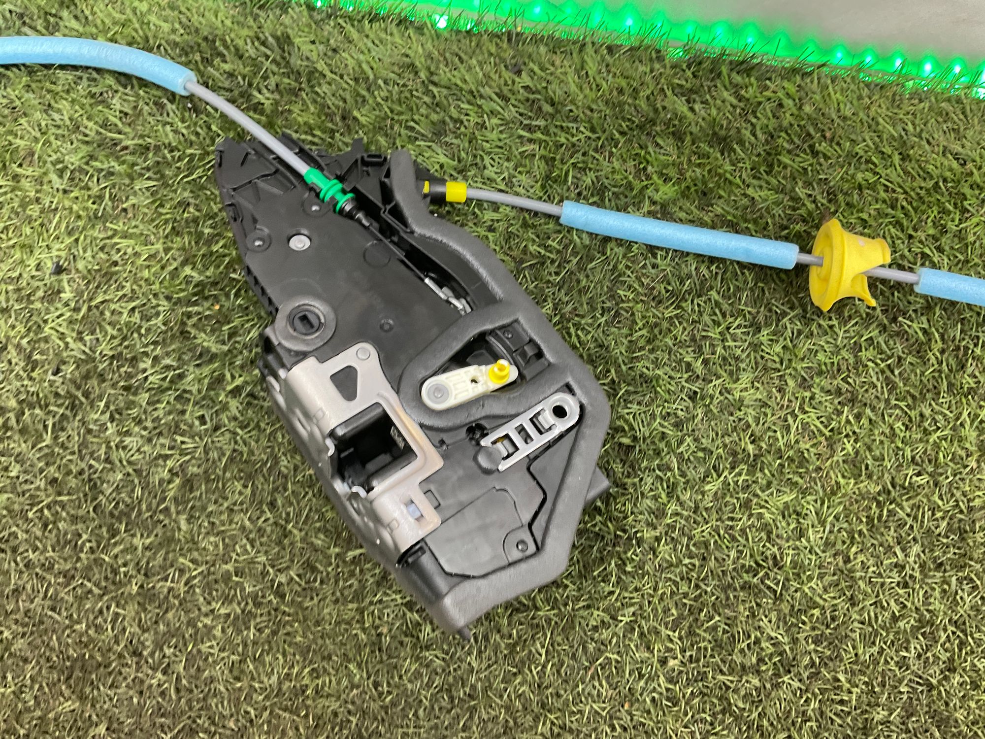 Замок двери правый задний BMW M3, G80 2023, 4000 рублей, Москва