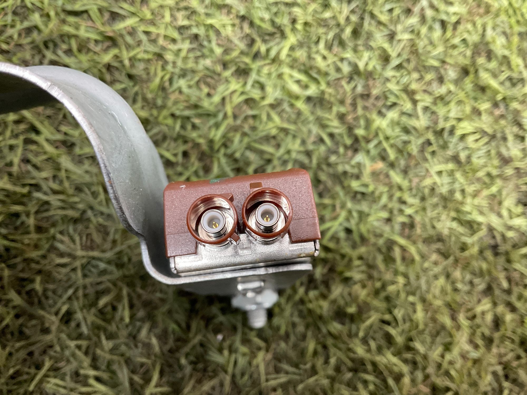 Усилитель антенны Land Rover Defender II L663 2022, 1000 рублей, Москва