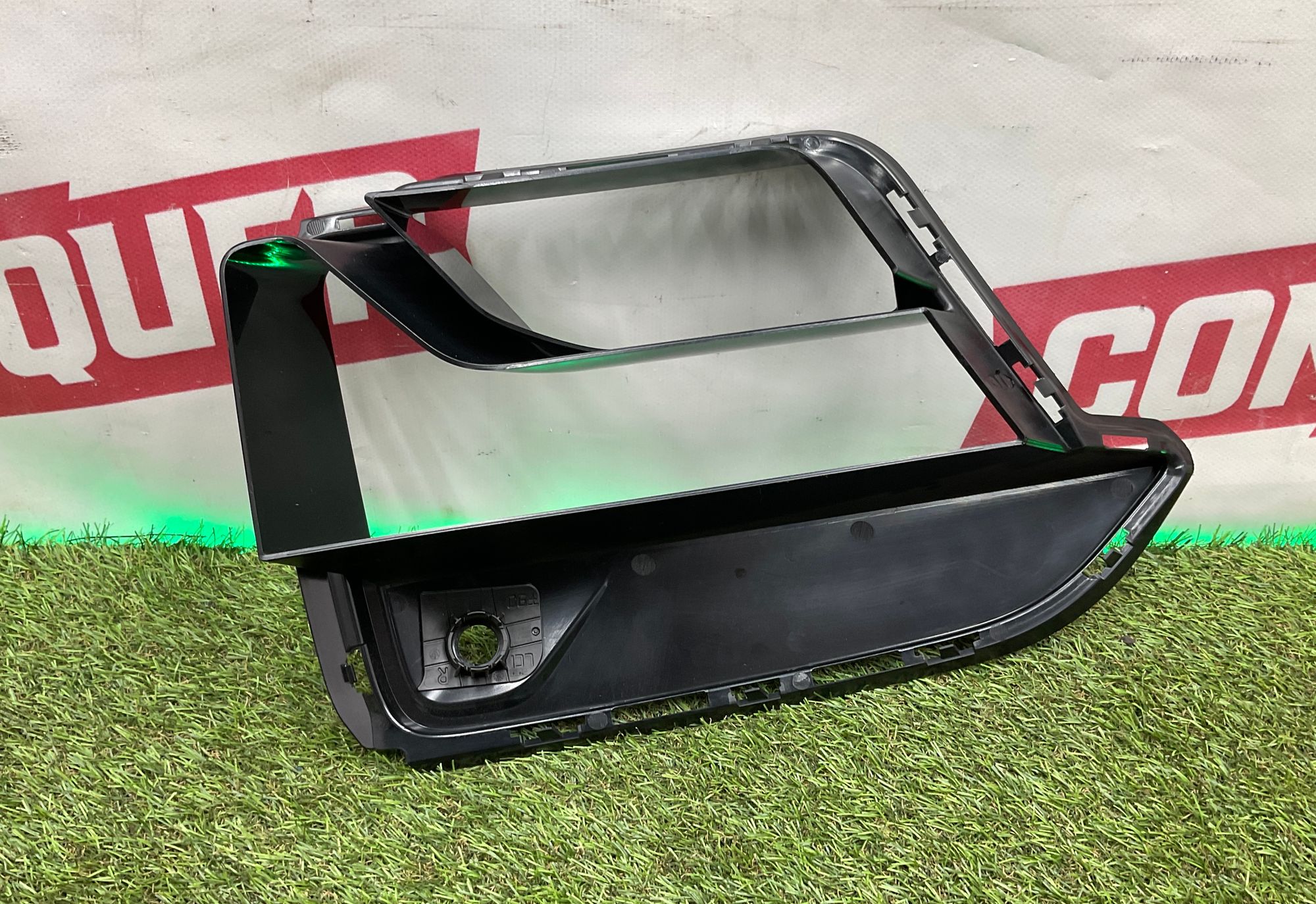 Решетка переднего бампера правая BMW M5 F90, 7500 рублей, Москва