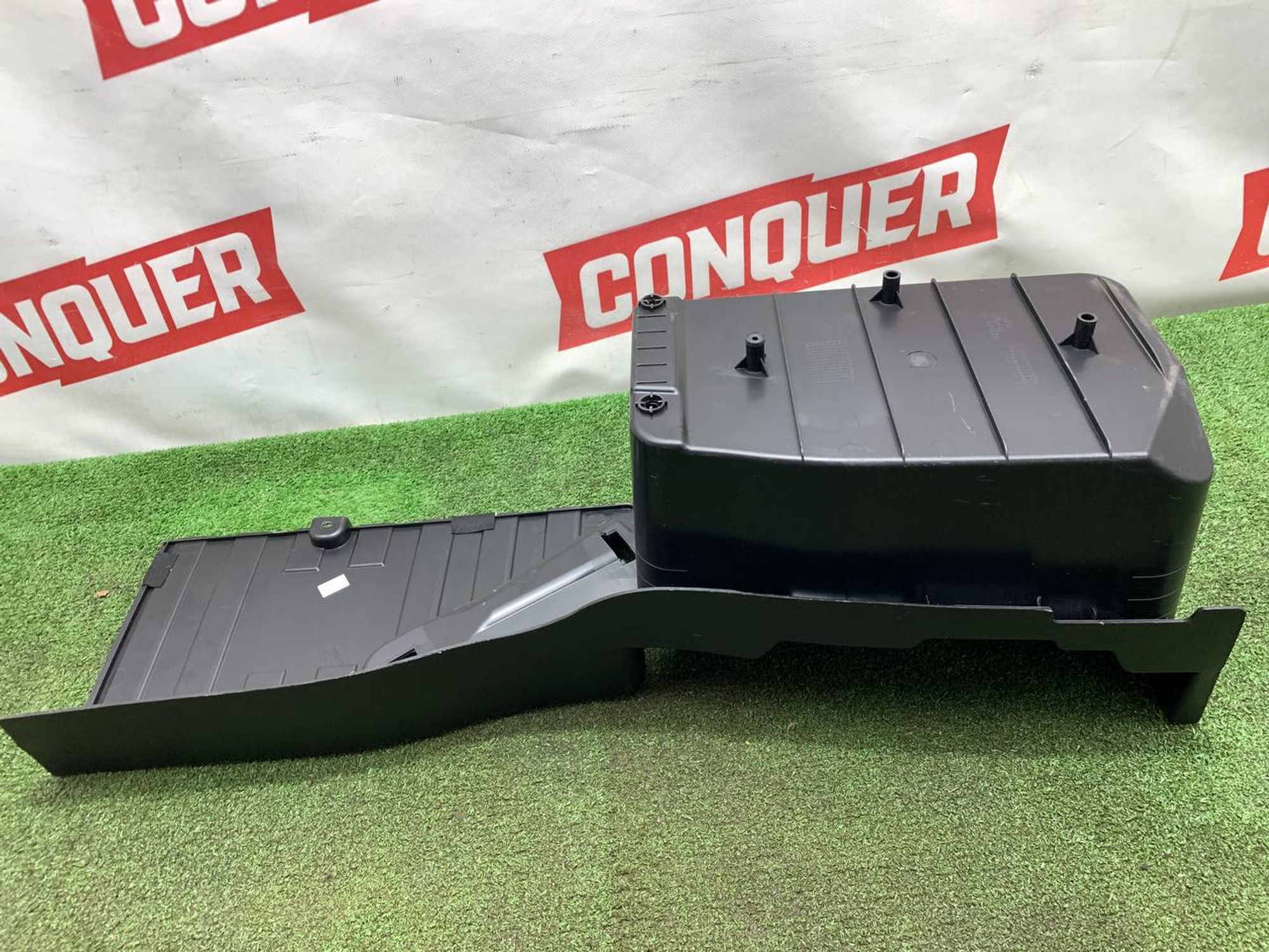https://ycs.partsauto.market/partsauto-images/thmbs/userImages/h353NjtZg3VDP19b5HMt7LlpbQ93/part/3c4e9804-344c-4254-8d2c-b923f4acb13b_1727268357147.jpg