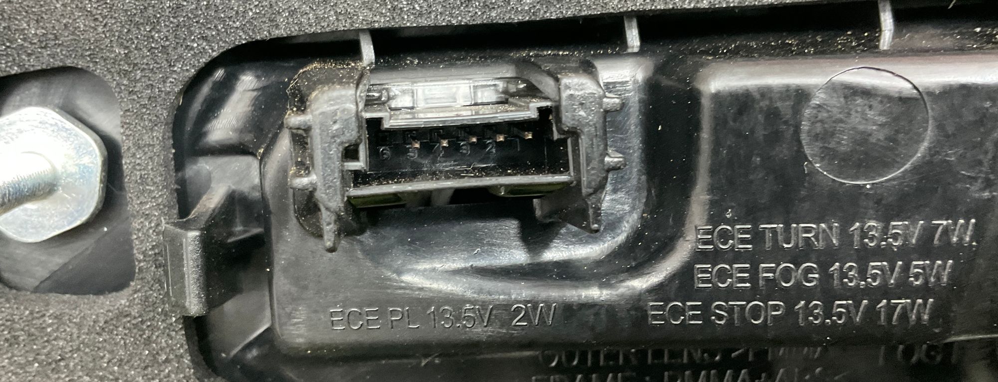 https://ycs.partsauto.market/partsauto-images/thmbs/userImages/h353NjtZg3VDP19b5HMt7LlpbQ93/part/3cd4f256-d237-4617-8af7-664f8efc8dd4_1742206643202.jpg