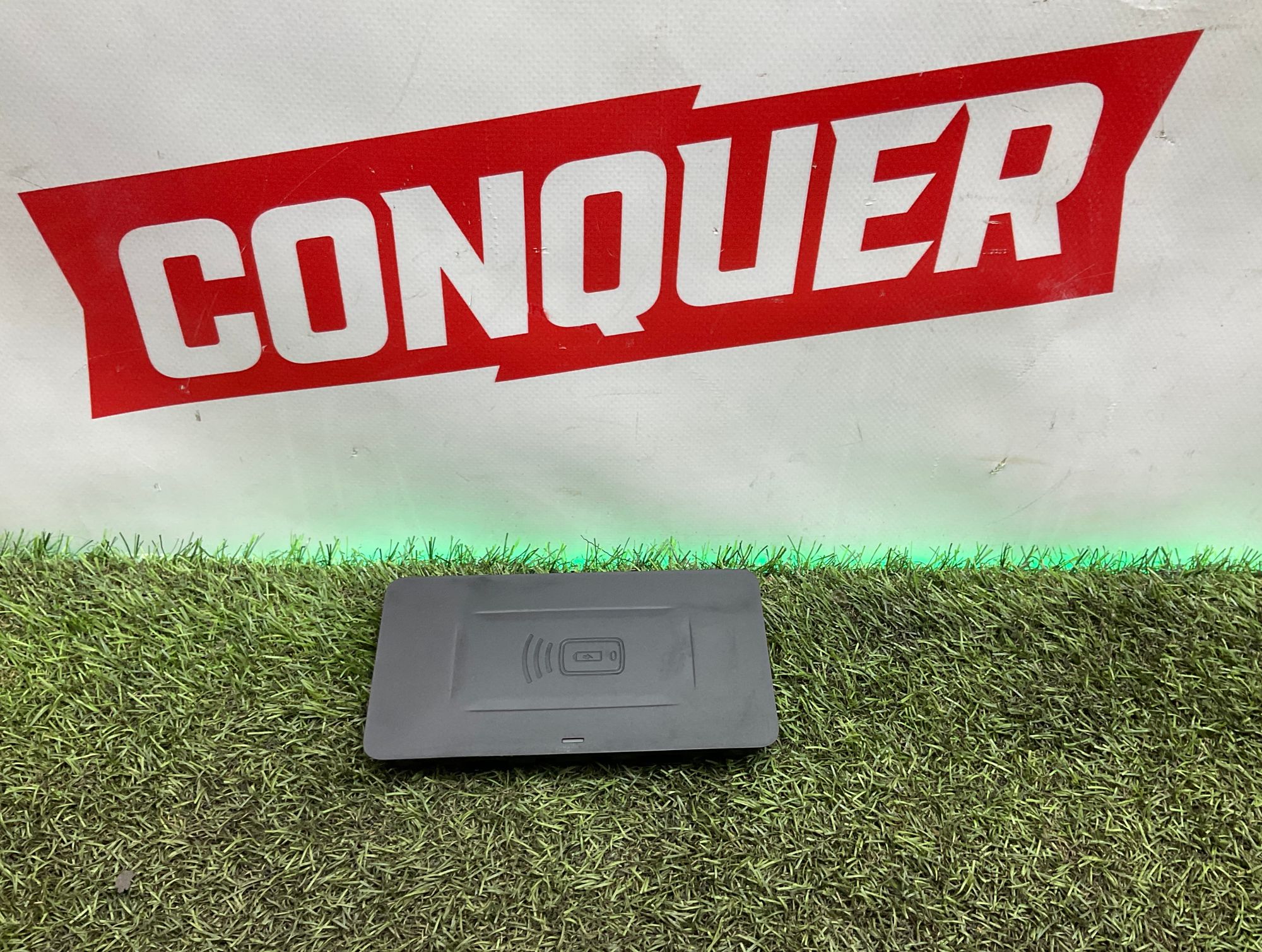 Беспроводная зарядка BMW M3 G80 2023, 7000 рублей, Москва