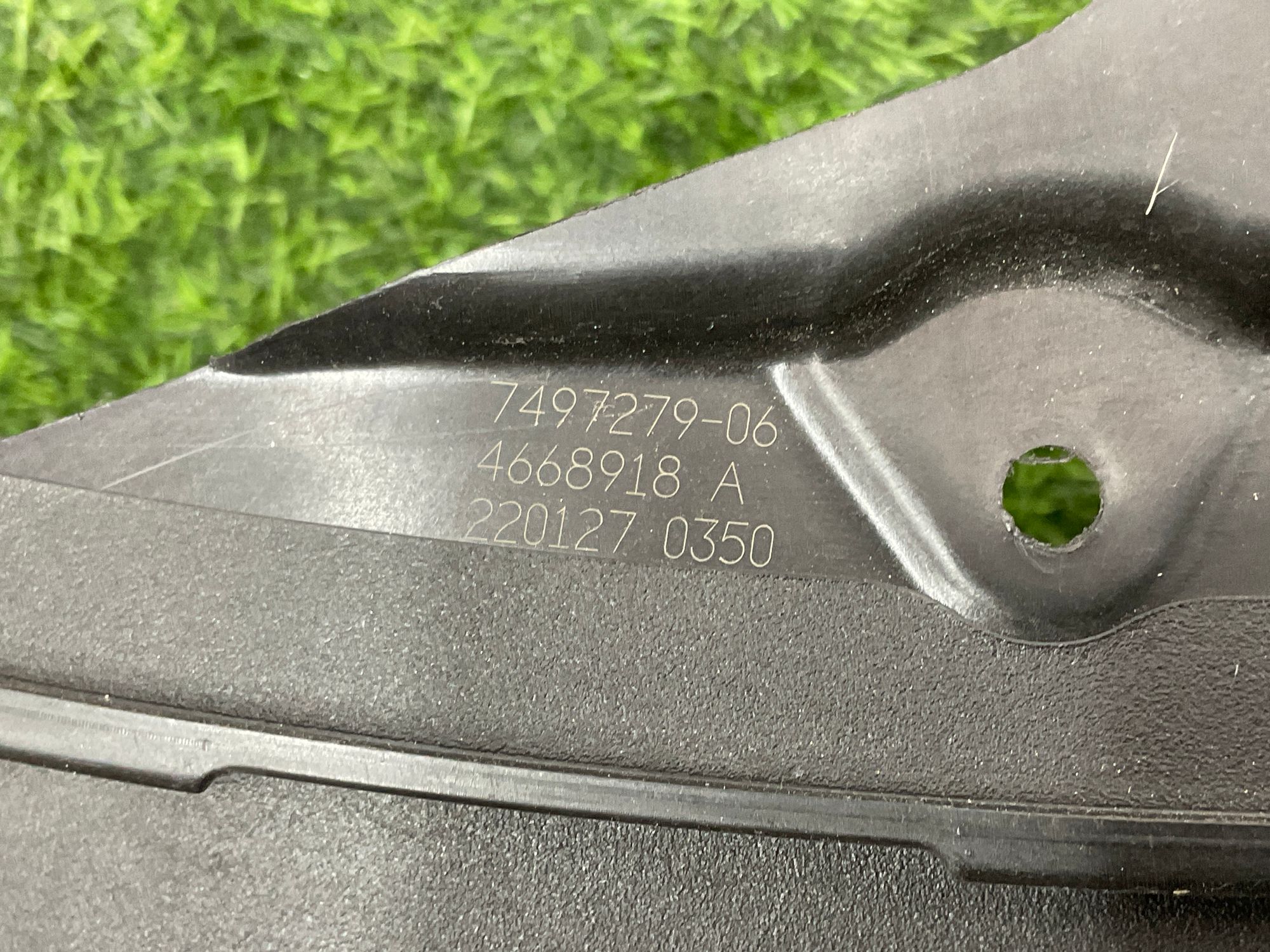 https://ycs.partsauto.market/partsauto-images/thmbs/userImages/h353NjtZg3VDP19b5HMt7LlpbQ93/part/3d5e16ce-7dd6-4201-b5a6-b7737a3a39ee_1734954957964.jpg