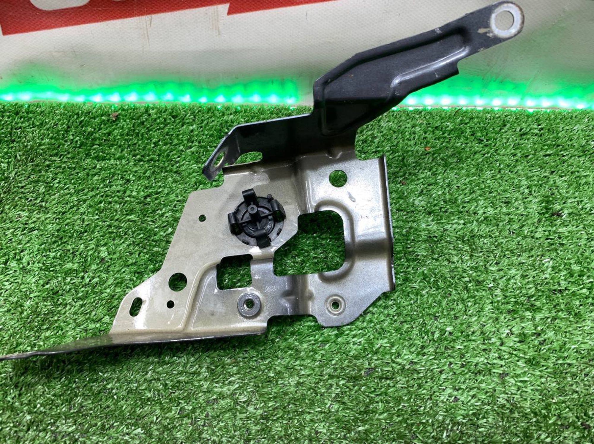 https://ycs.partsauto.market/partsauto-images/thmbs/userImages/h353NjtZg3VDP19b5HMt7LlpbQ93/part/3dcad9a3-dda5-4980-baaf-07430224a4f3_1720169421543.jpg