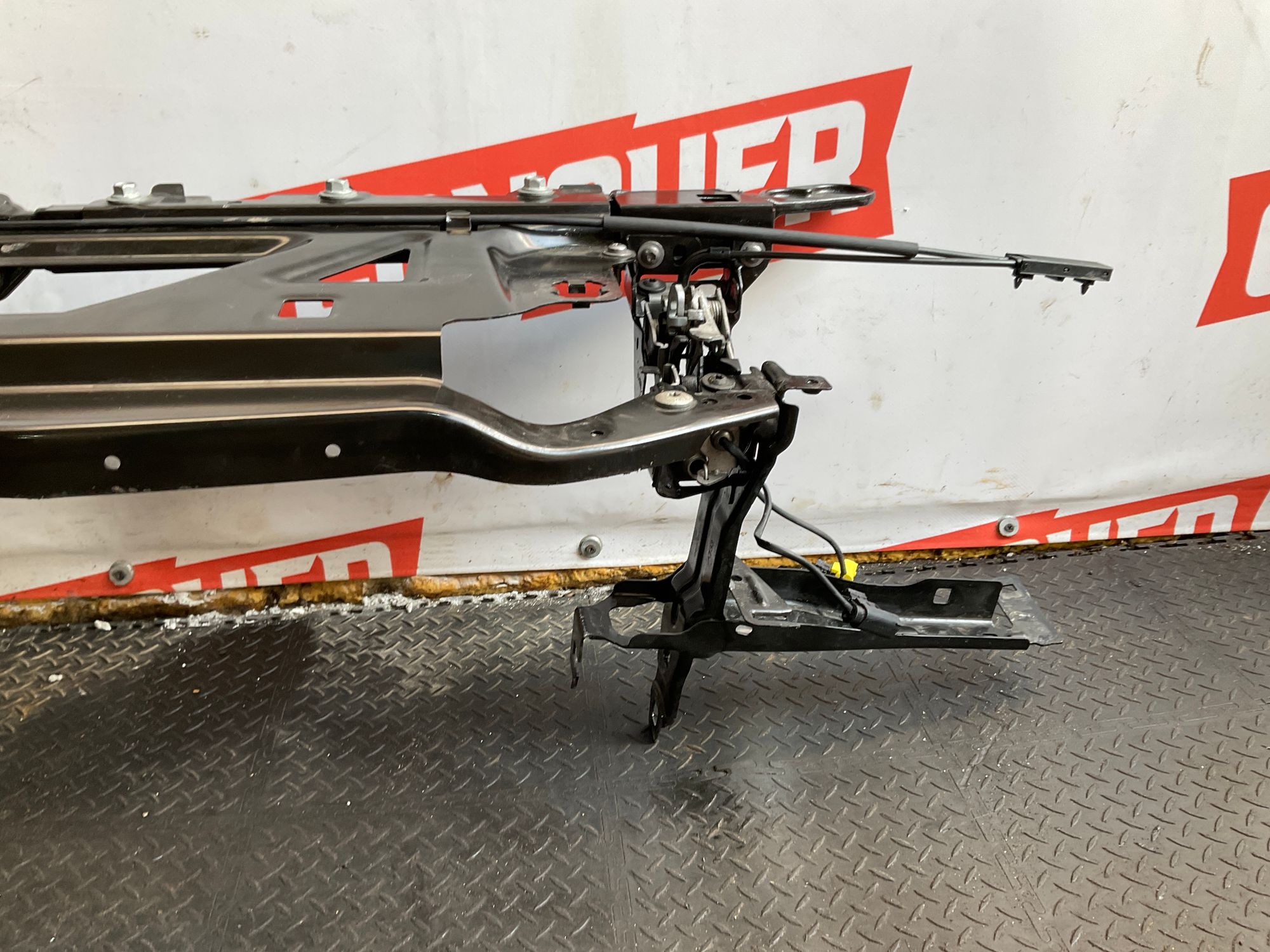 Передняя панель телевизор BMW M3, G80 2023, 100000 рублей, Москва