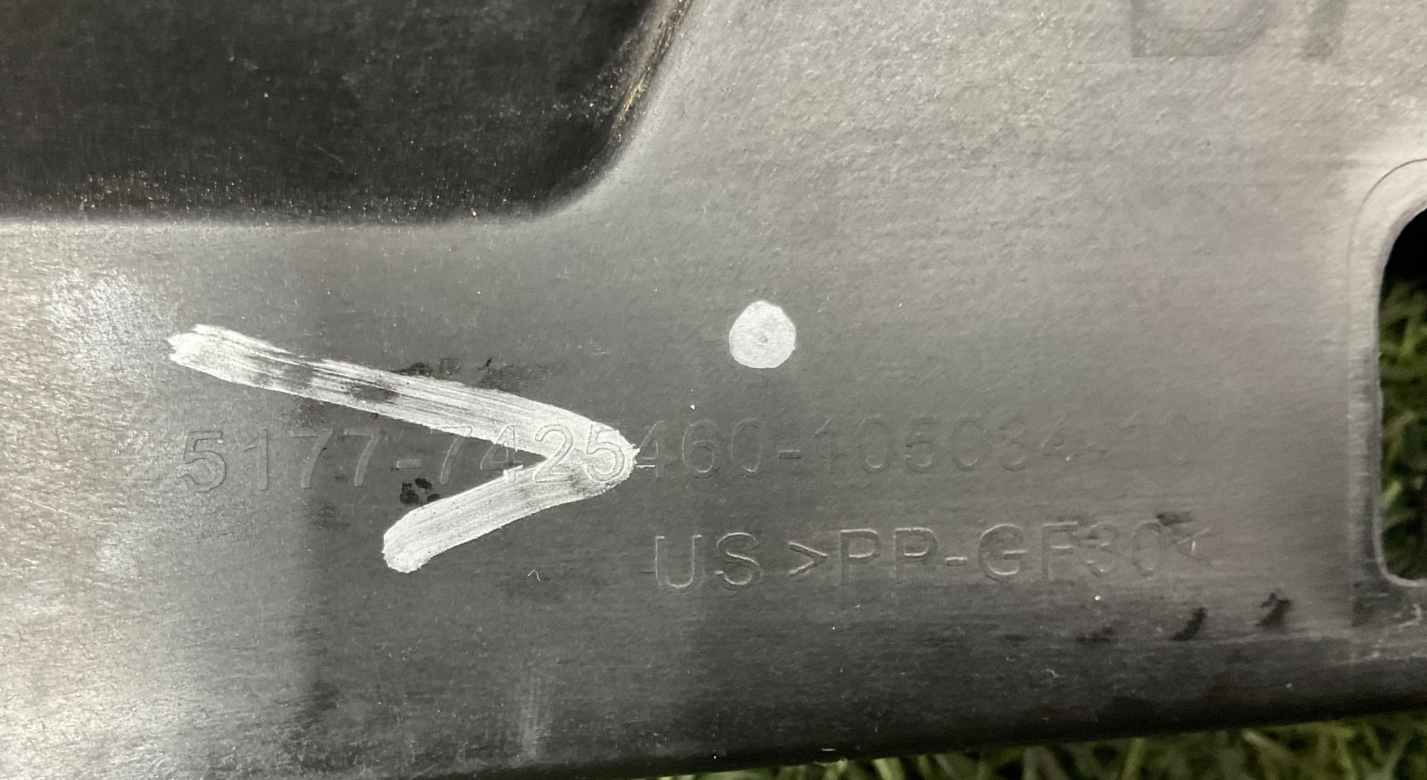 https://ycs.partsauto.market/partsauto-images/thmbs/userImages/h353NjtZg3VDP19b5HMt7LlpbQ93/part/3ded4c26-c3f4-4724-8651-28379627e76a_1744112341726.jpg