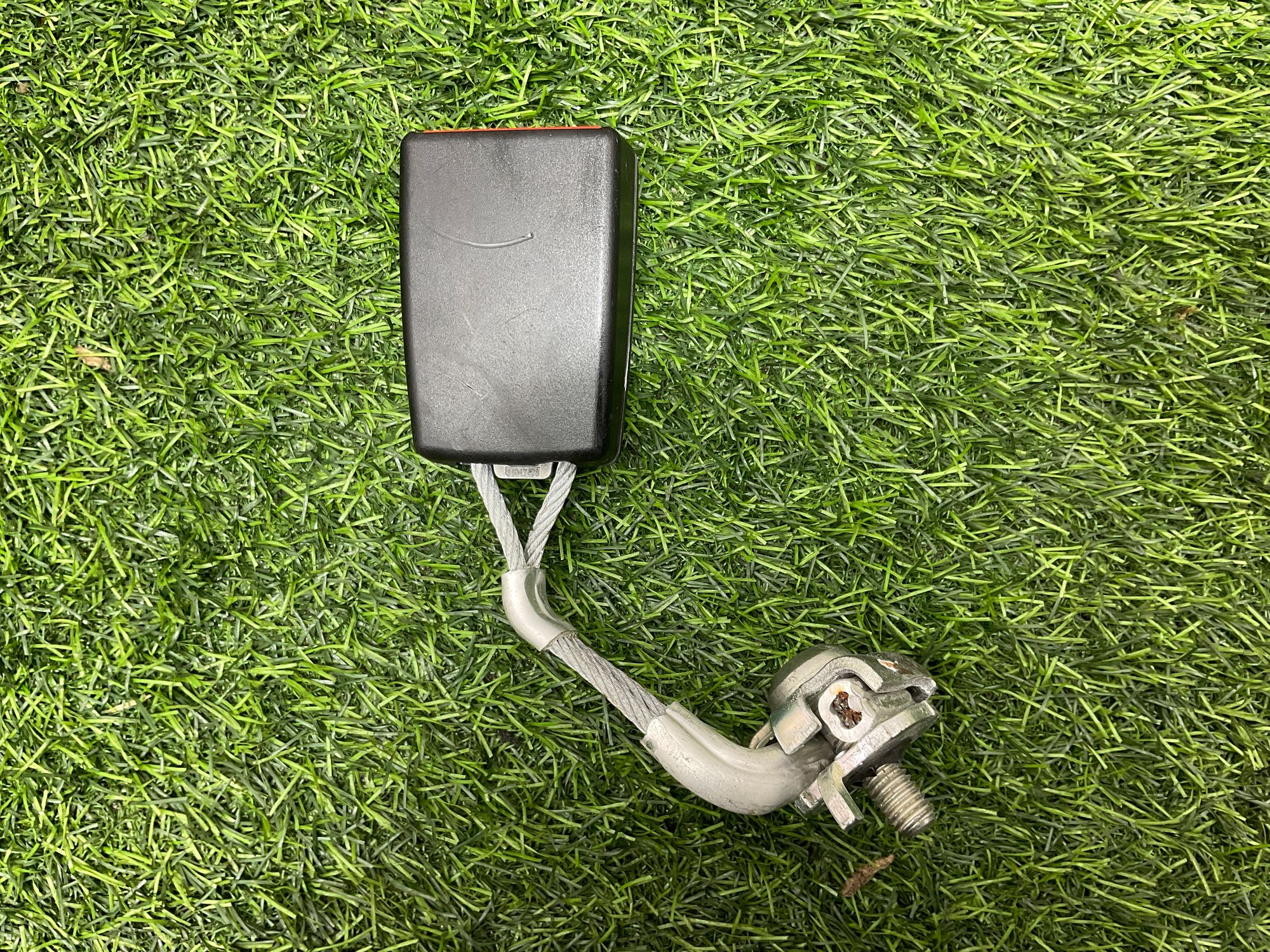 Замок ремня безопасности задний правый BMW 6 F06, 1000 рублей, Москва