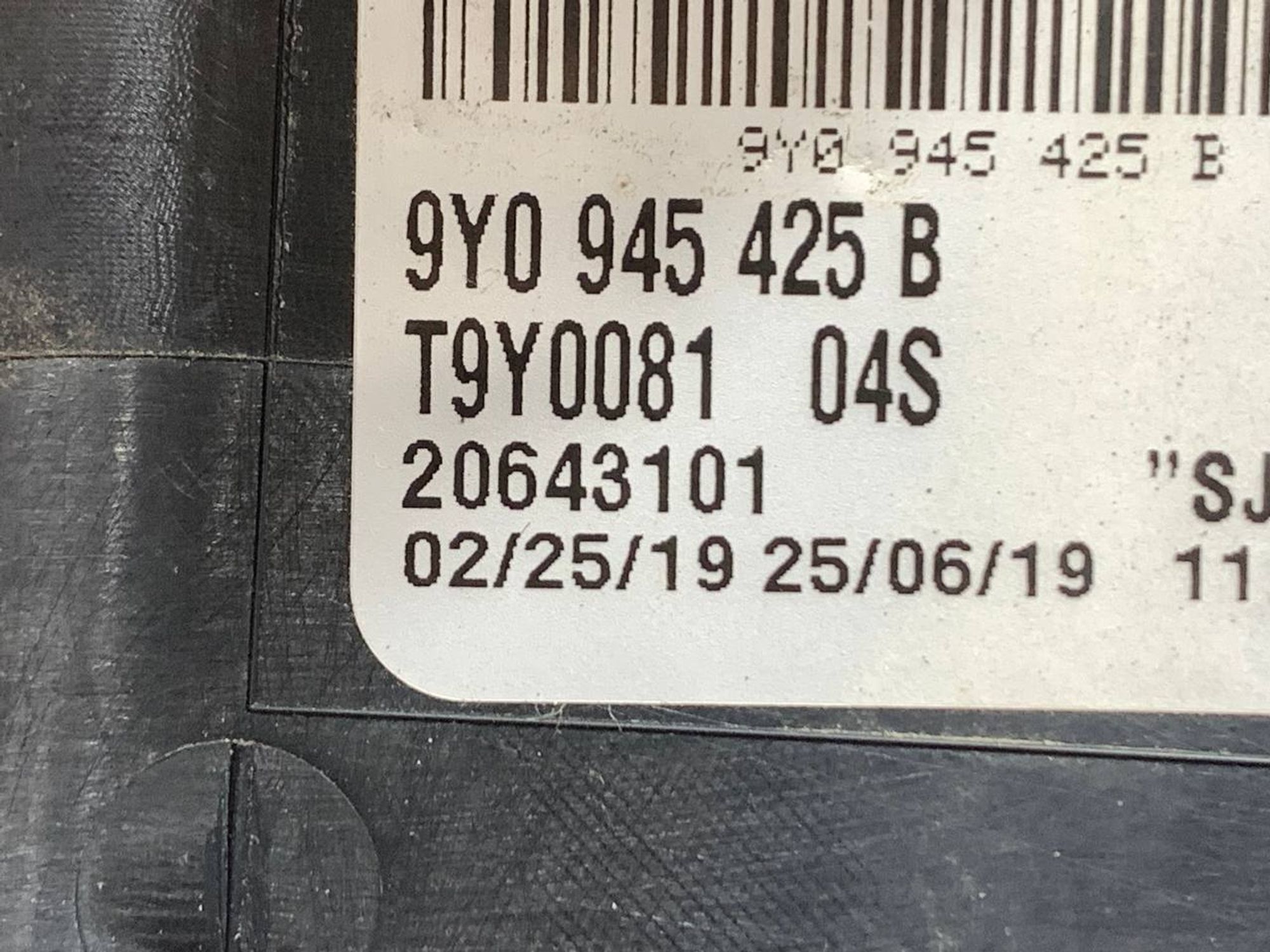 https://ycs.partsauto.market/partsauto-images/thmbs/userImages/h353NjtZg3VDP19b5HMt7LlpbQ93/part/3e09d9b7-fa07-476e-9e70-09bbd1982c6f_1709105435745.jpg
