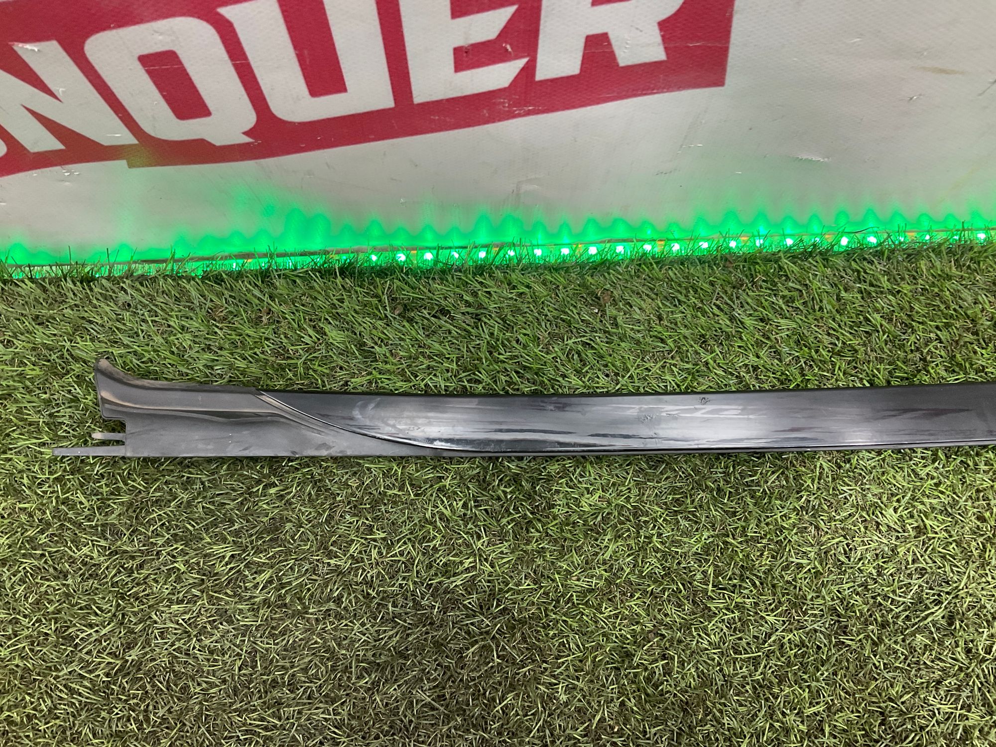 Водосточный желобок левый BMW X5 G05, 2000 рублей, Москва