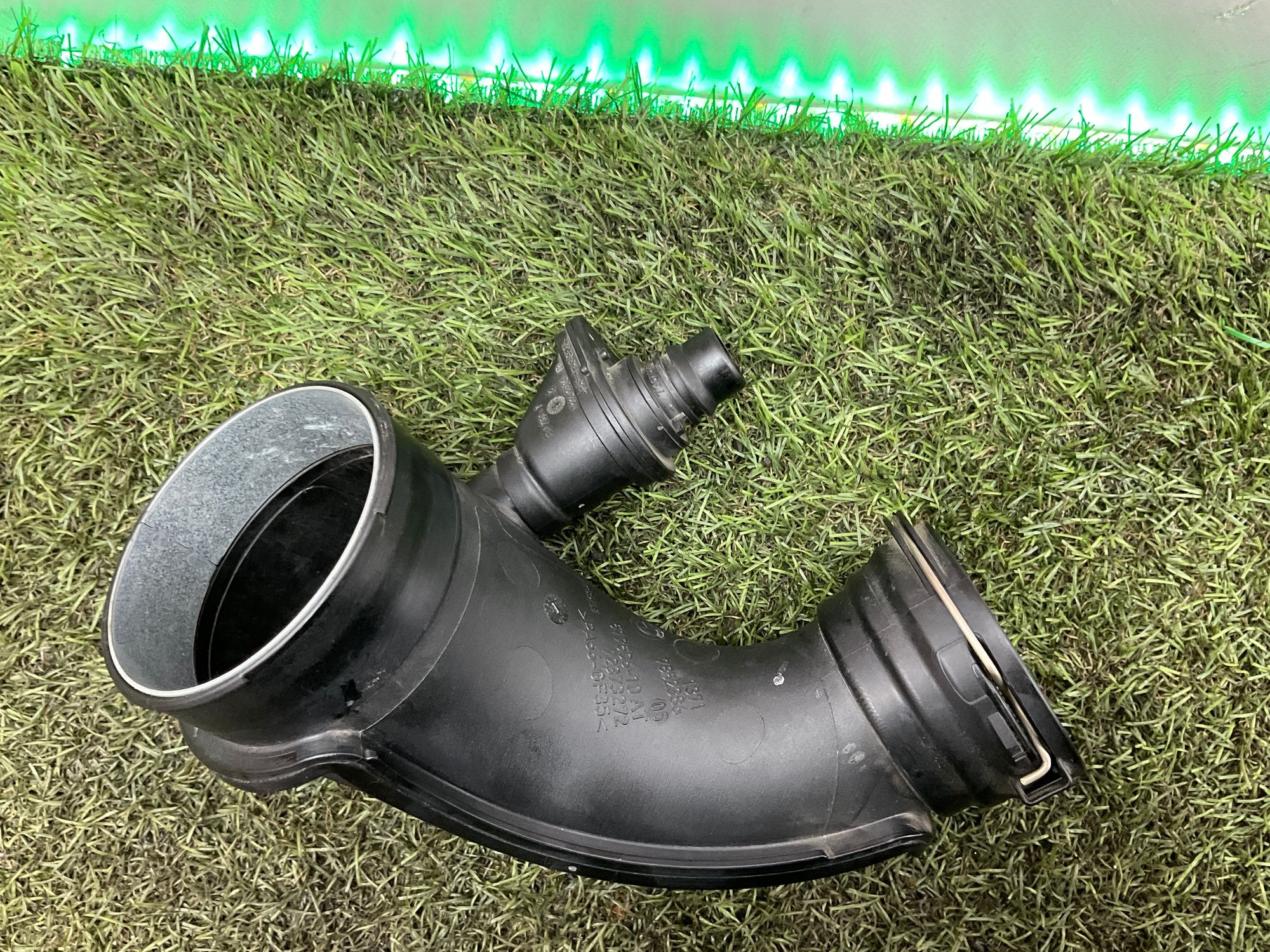 Патрубок турбины левый ZYL. 5-8 BMW M5, F90 рестайлинг 2024, 2000 рублей, Москва