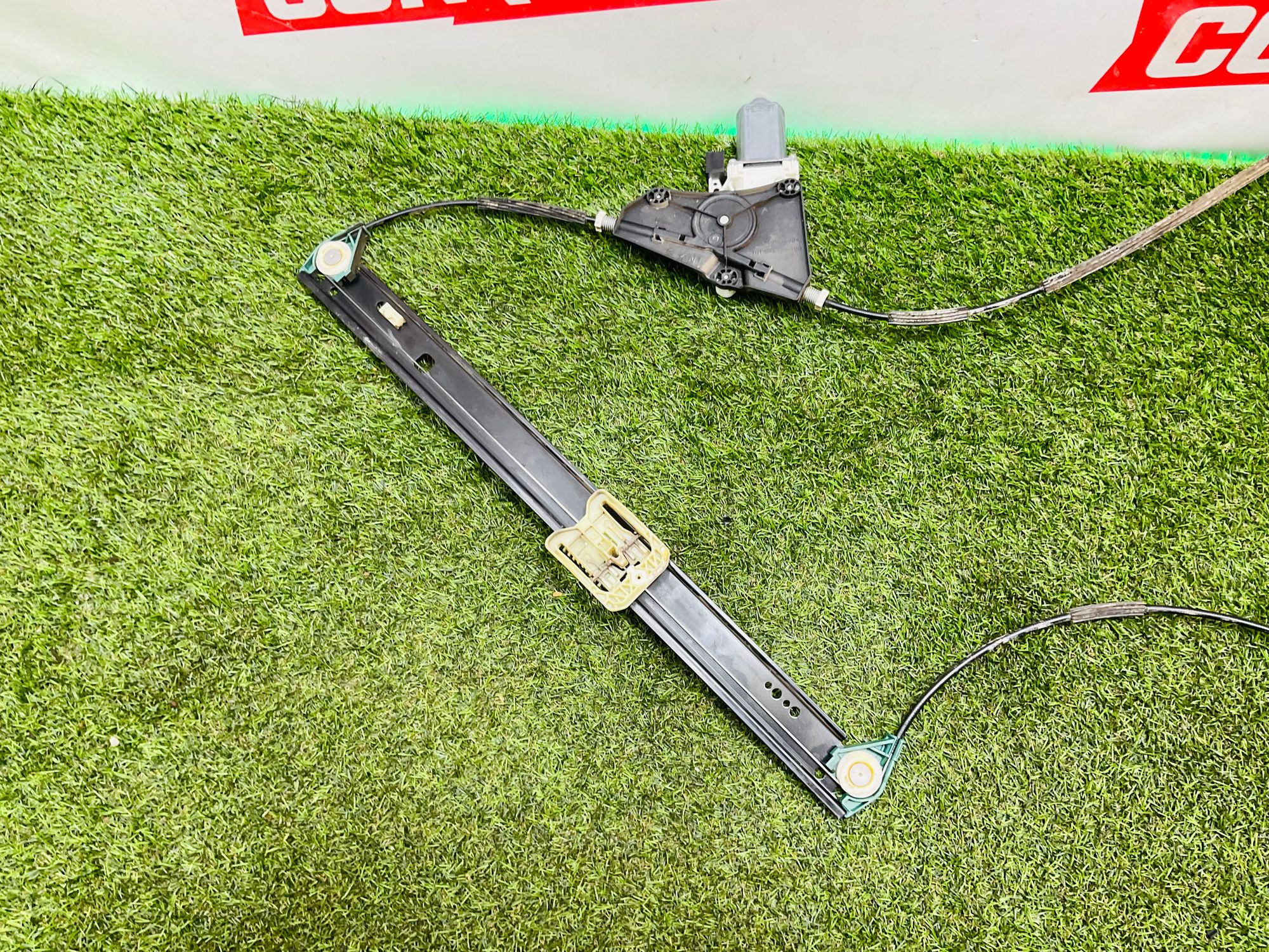 https://ycs.partsauto.market/partsauto-images/thmbs/userImages/h353NjtZg3VDP19b5HMt7LlpbQ93/part/3edd556d-95f8-4b73-9de9-64bb9f299448_1786353066186.jpg