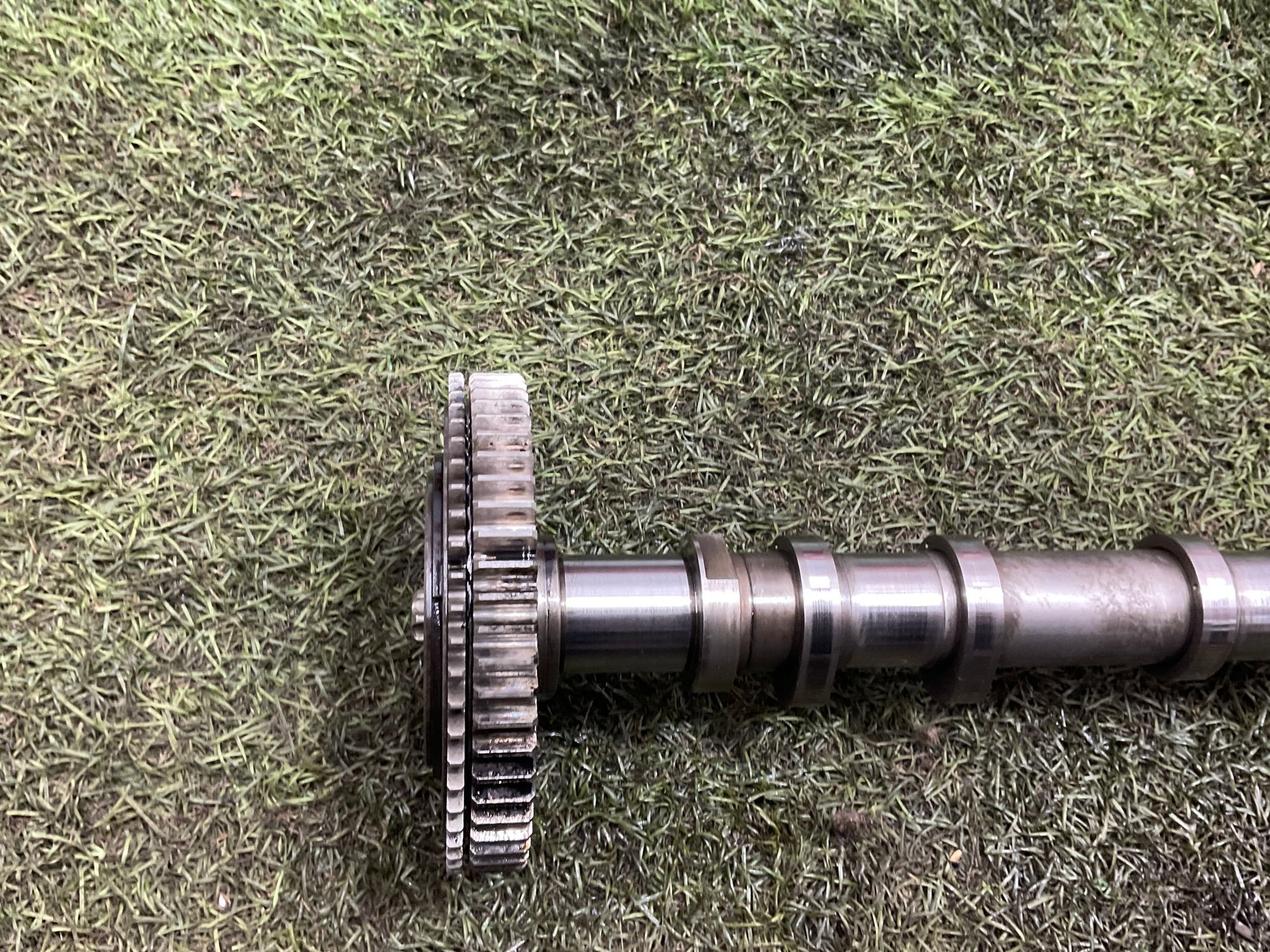 Распредвал выпускной 654920 Mercedes-Benz C-Класс W205/S205/C205/A205 рестайлинг (2018—2021) 2021, 30000 рублей, Москва