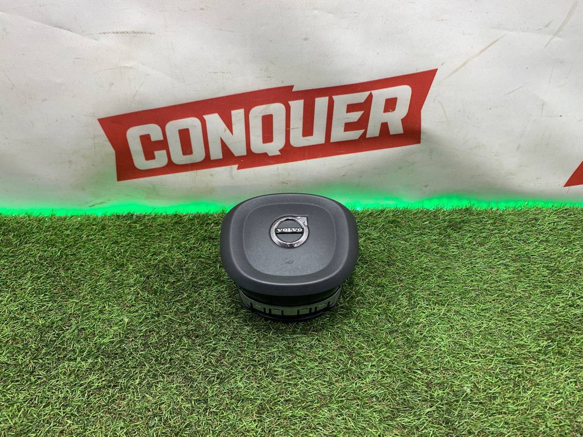 https://ycs.partsauto.market/partsauto-images/thmbs/userImages/h353NjtZg3VDP19b5HMt7LlpbQ93/part/3f7ad3b8-5d52-461a-b93d-affa54c39bf3_1716367347131.jpg