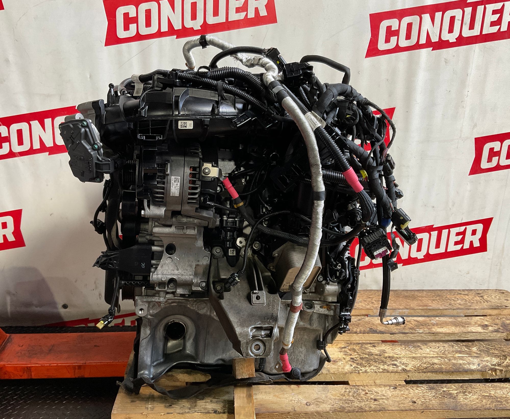 https://ycs.partsauto.market/partsauto-images/thmbs/userImages/h353NjtZg3VDP19b5HMt7LlpbQ93/part/4056c941-38e9-4f58-bb93-c7c632b8036d_1747753893102.jpg