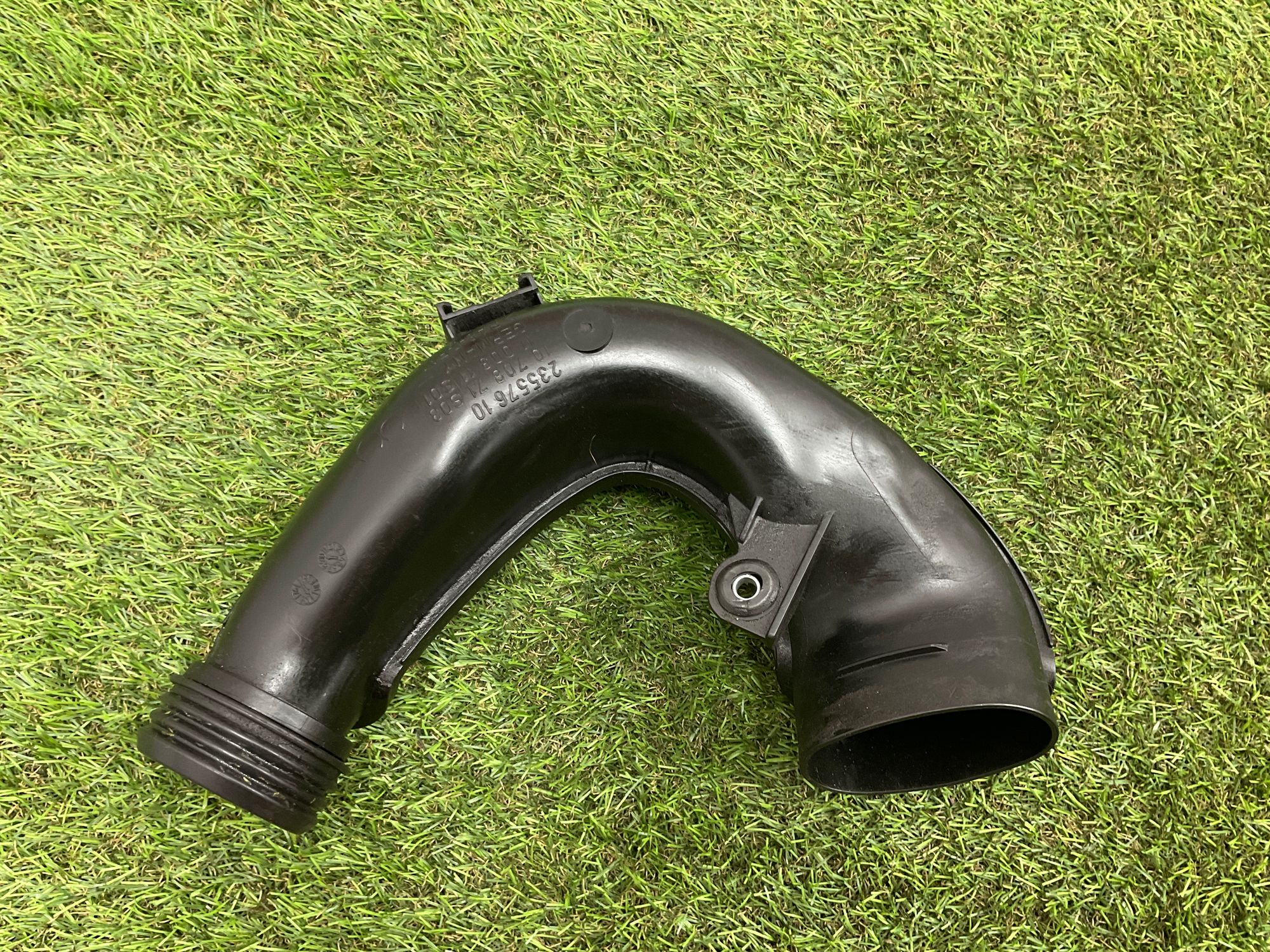 Патрубок воздушного фильтра BMW 7 серия, F01/F02/F04 рестайлинг, 2000 рублей, Москва