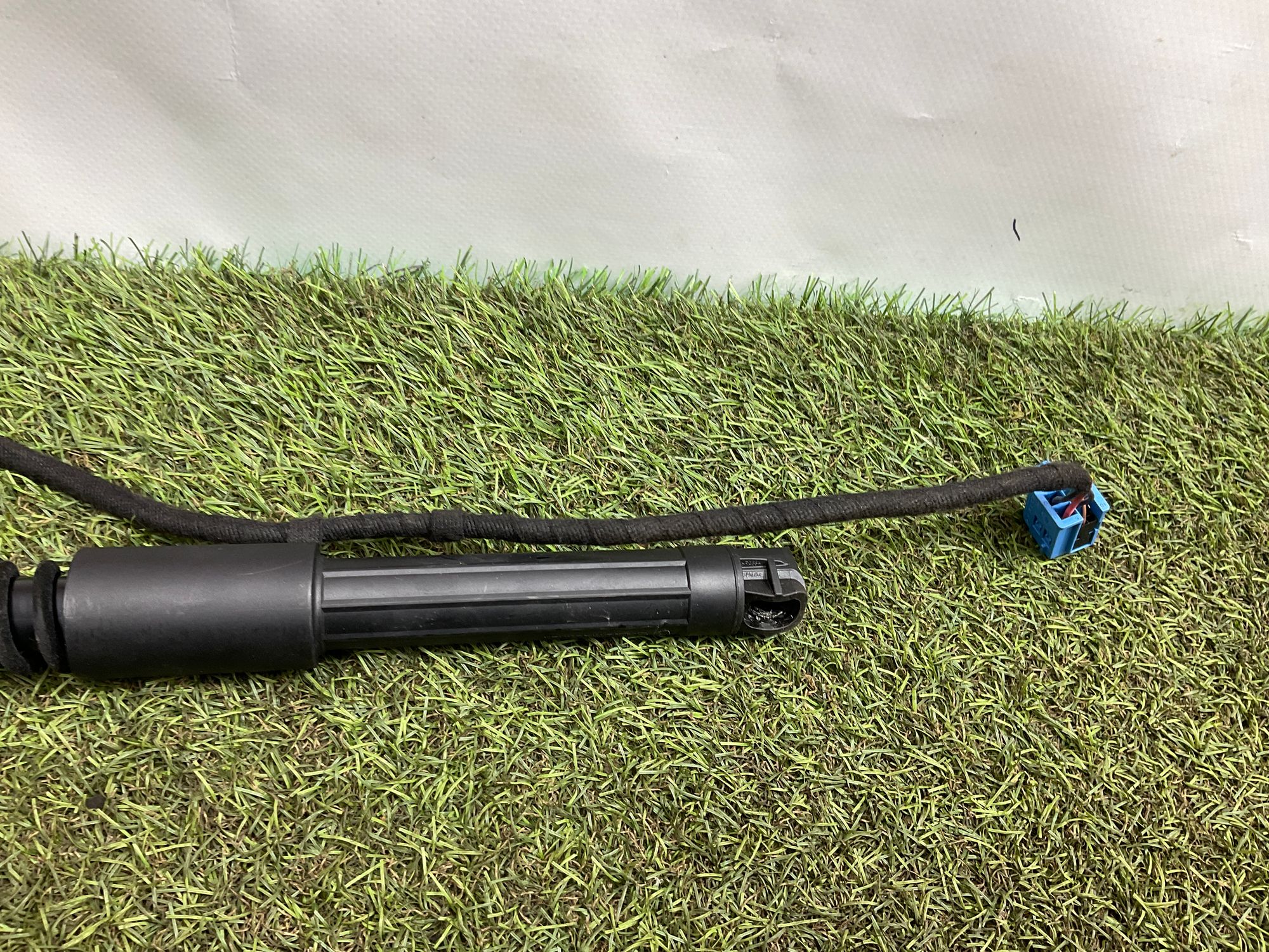 Амортизатор крышки багажника BMW M8 F92 2019, 12500 рублей, Москва