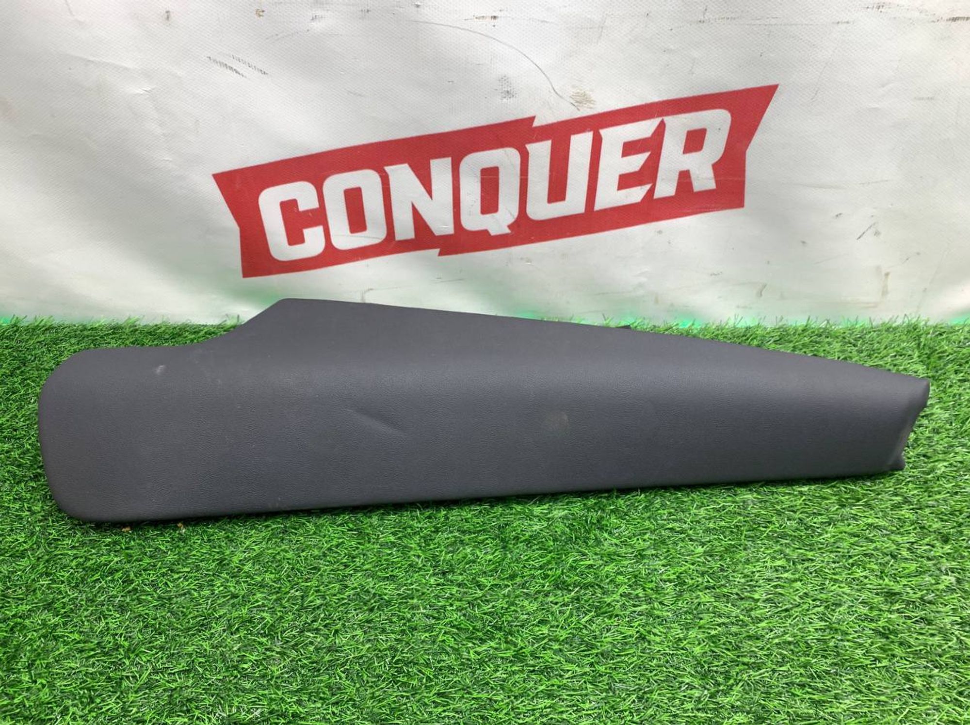 Накладка сиденья задняя левая Audi Q5 80A885703K, 4000 рублей, Москва