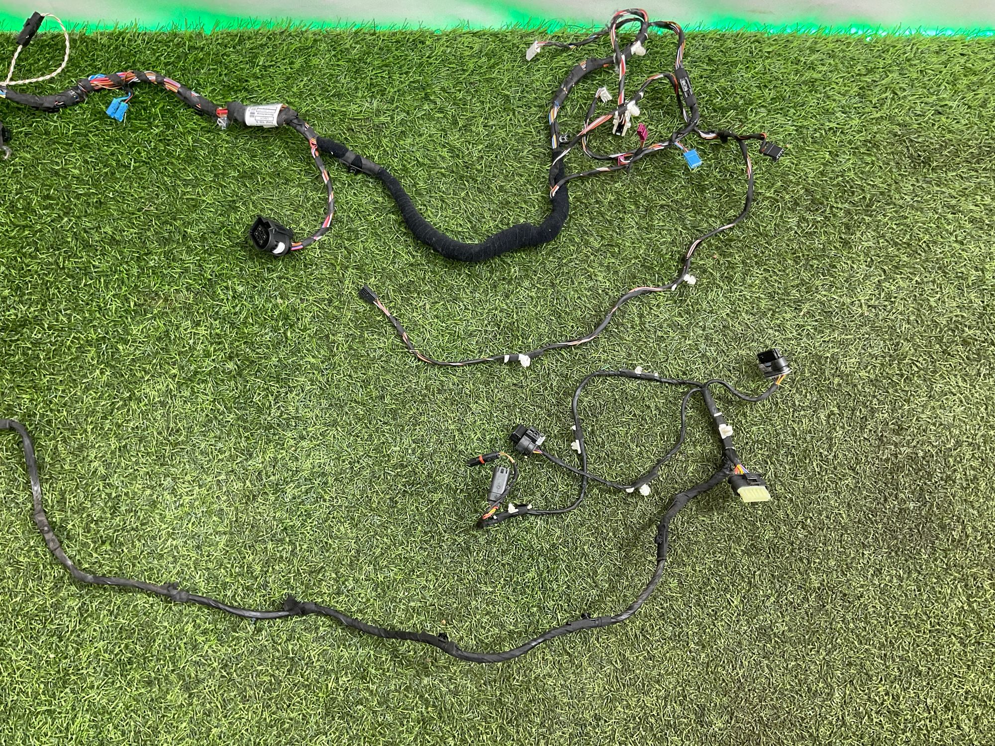 https://ycs.partsauto.market/partsauto-images/thmbs/userImages/h353NjtZg3VDP19b5HMt7LlpbQ93/part/408cec4a-cdf5-4236-80d1-7d3a2b18076f_1743430125261.jpg