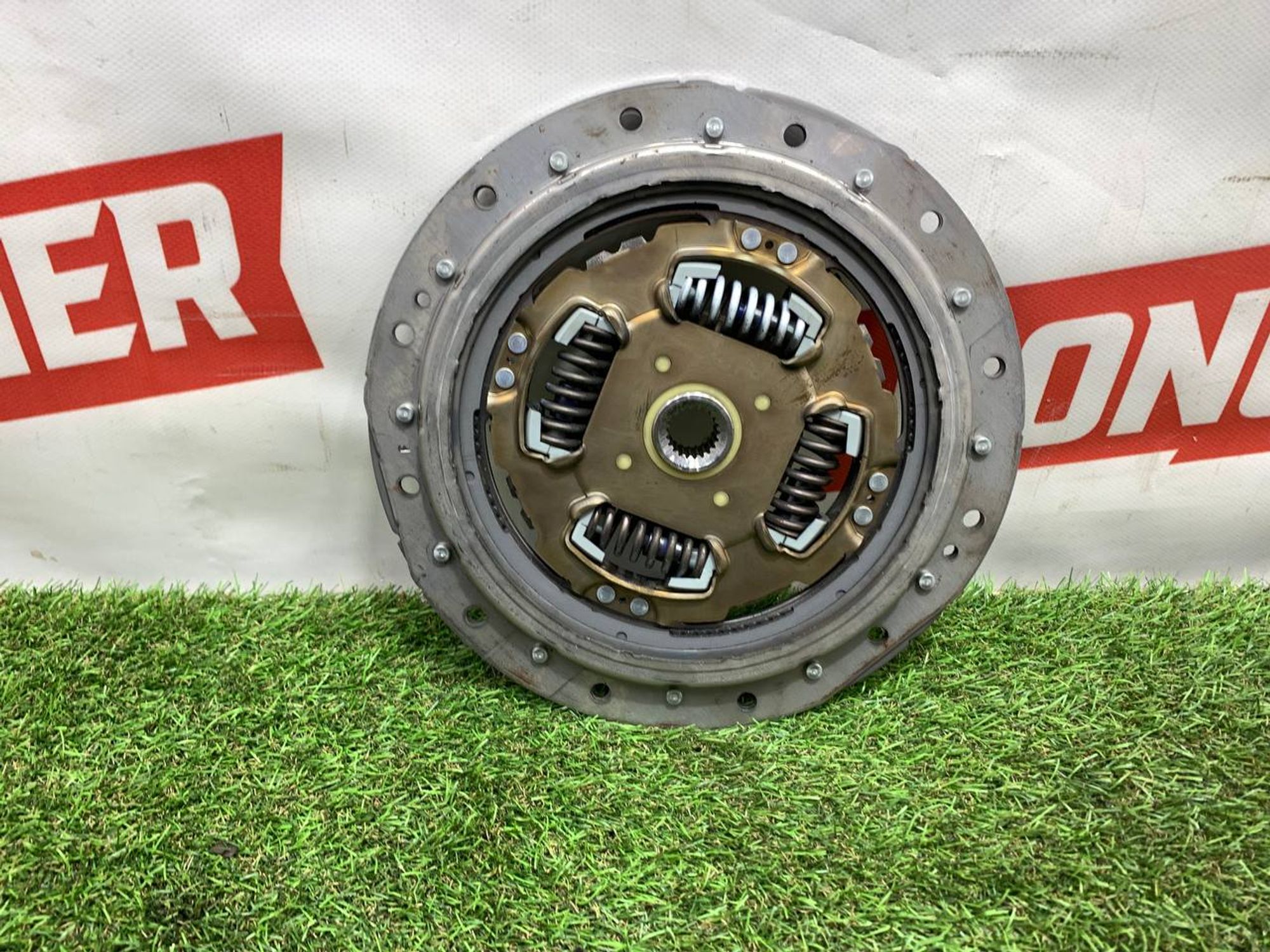 https://ycs.partsauto.market/partsauto-images/thmbs/userImages/h353NjtZg3VDP19b5HMt7LlpbQ93/part/4100b009-5163-4765-91b8-0835a8a8b2ba_1713425392765.jpg