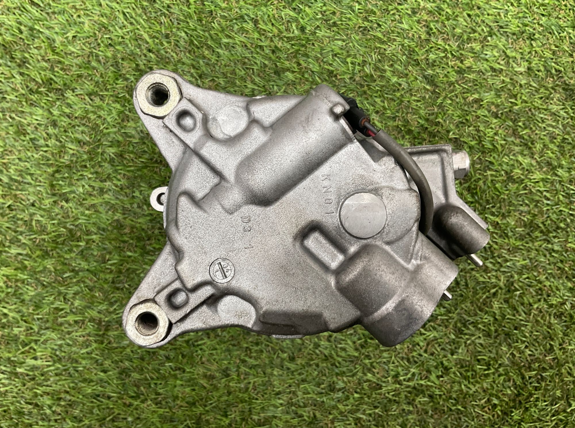 Компрессор кондиционера BMW 1 серия, F20/F21 рестайлинг, 13000 рублей, Москва