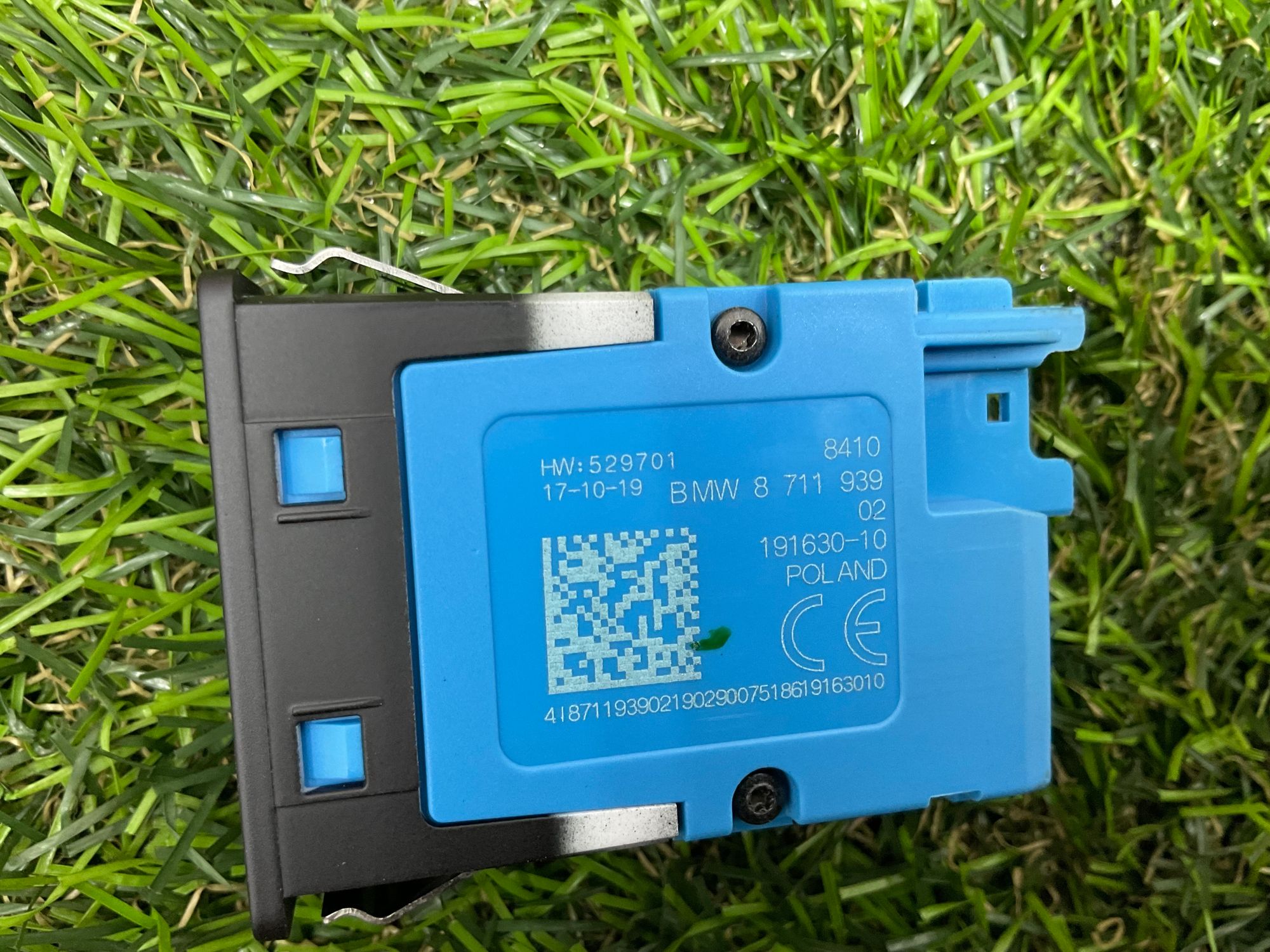 https://ycs.partsauto.market/partsauto-images/thmbs/userImages/h353NjtZg3VDP19b5HMt7LlpbQ93/part/416c7747-1ffb-4f1d-90e8-a8526b373b8a_1781522582081.jpg