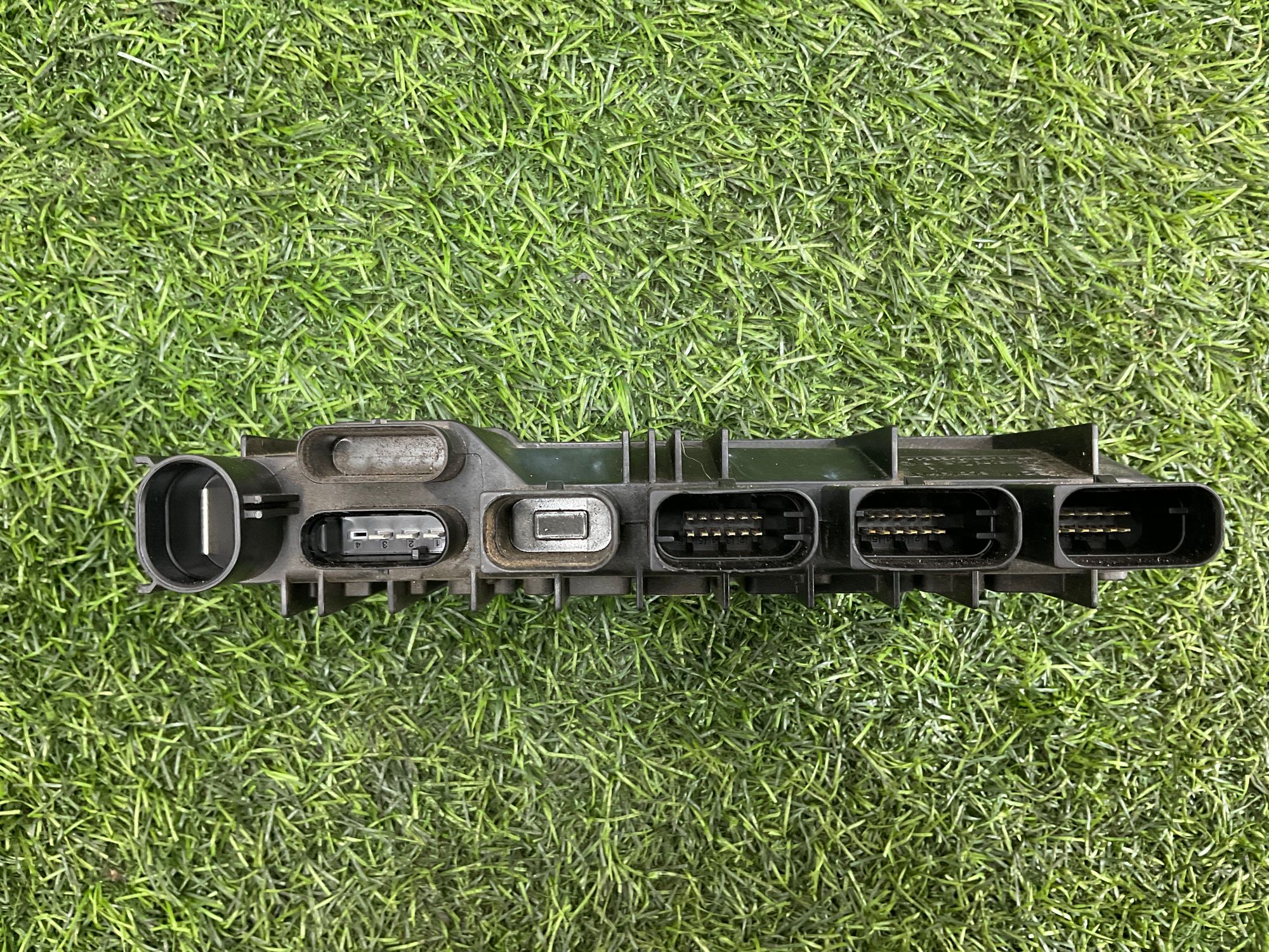https://ycs.partsauto.market/partsauto-images/thmbs/userImages/h353NjtZg3VDP19b5HMt7LlpbQ93/part/424b52e8-63ab-4405-a9ae-ab07dc30880d_1746517360928.jpg